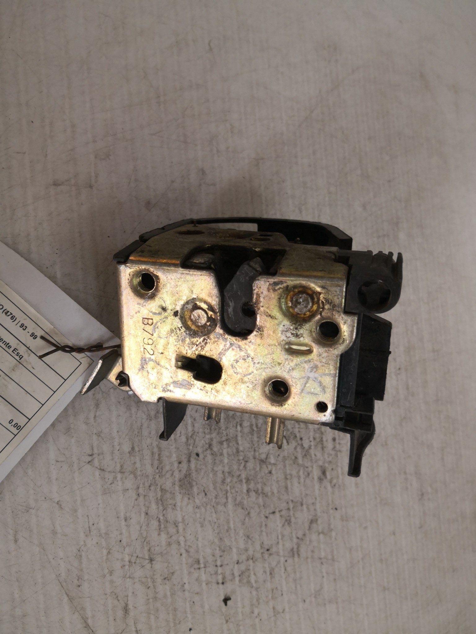 Fecho da Porta Frente Esq FIAT PUNTO (176_) | 93 - 99 Imagem-2