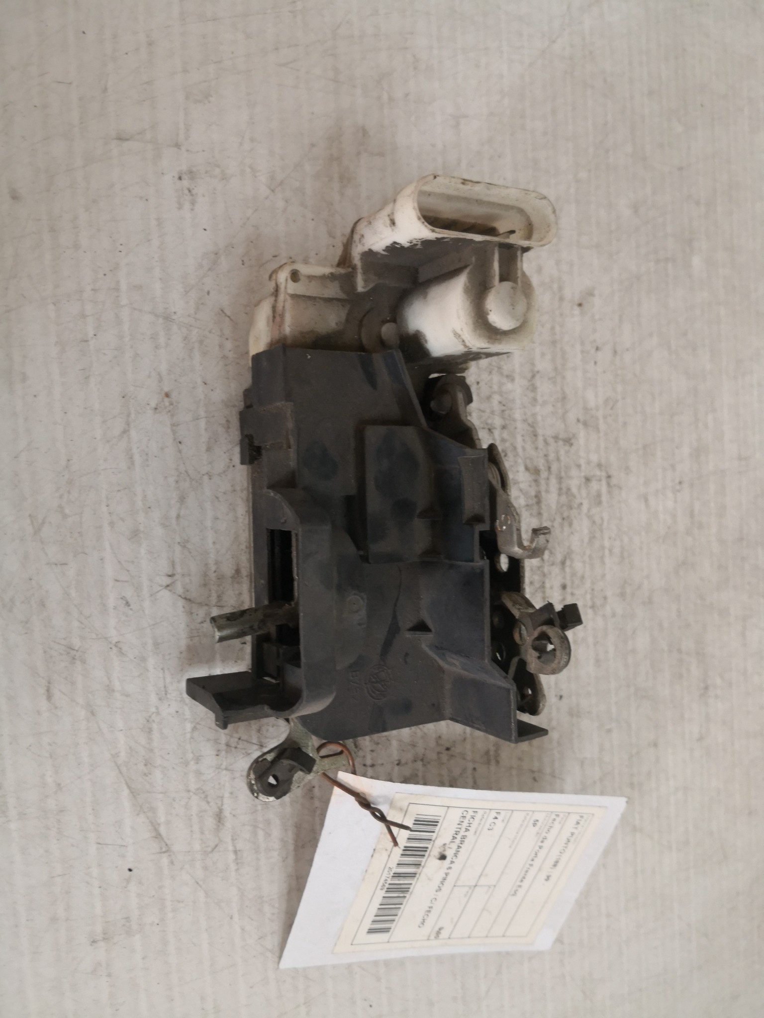 Fecho da Porta Frente Esq FIAT - ID S_34568