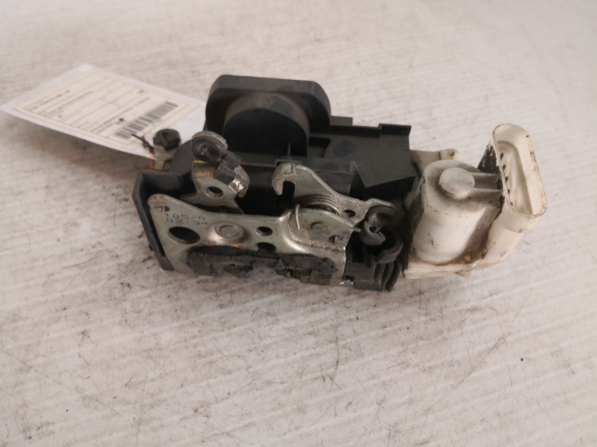 Fecho da Porta Frente Esq FIAT PUNTO (188_) | 99 - 12 Imagem-2