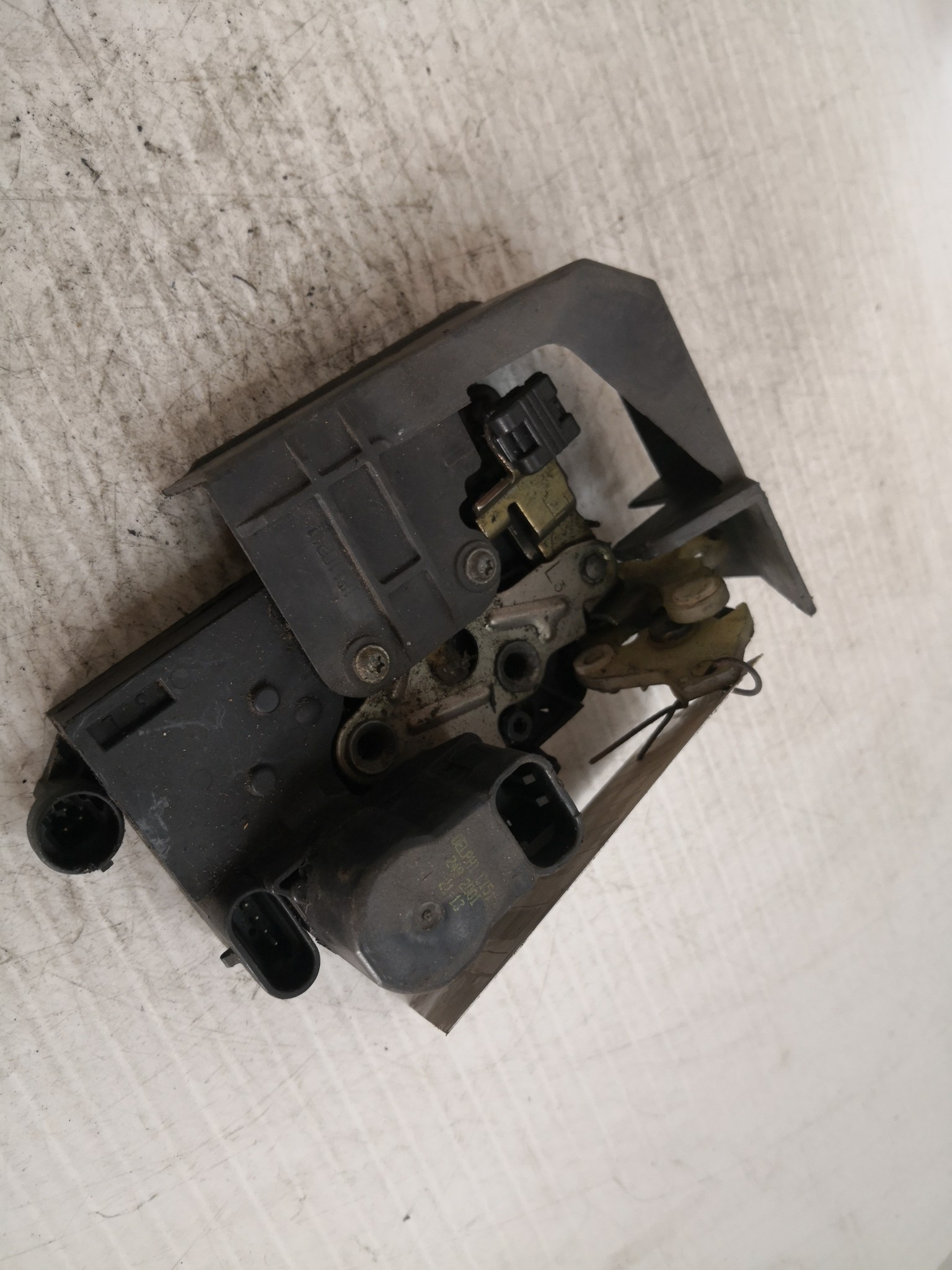 Fecho da Porta Frente Esq ALFA ROMEO - ID S_34589