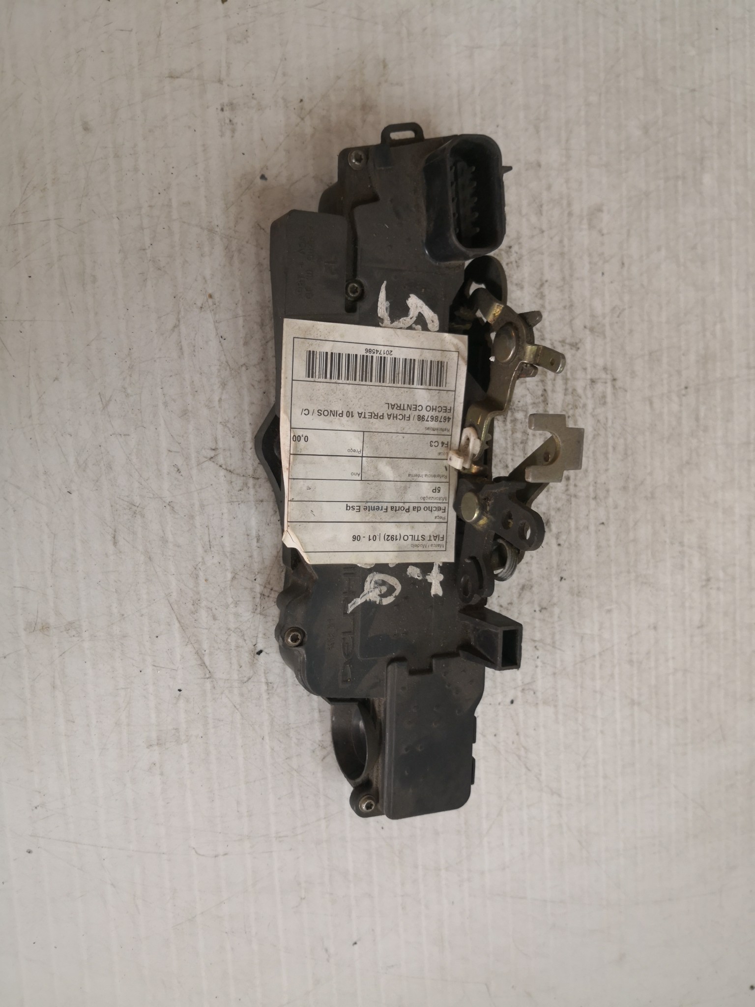 Fecho da Porta Frente Esq FIAT - ID S_34585