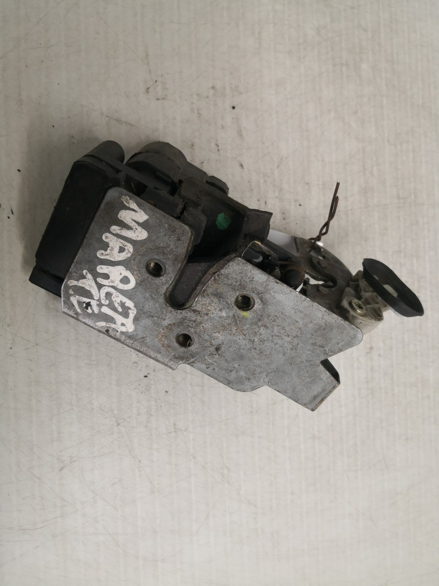 Fecho da Porta Trás Esq FIAT MAREA (185_) | 96 - 07 Imagem-3