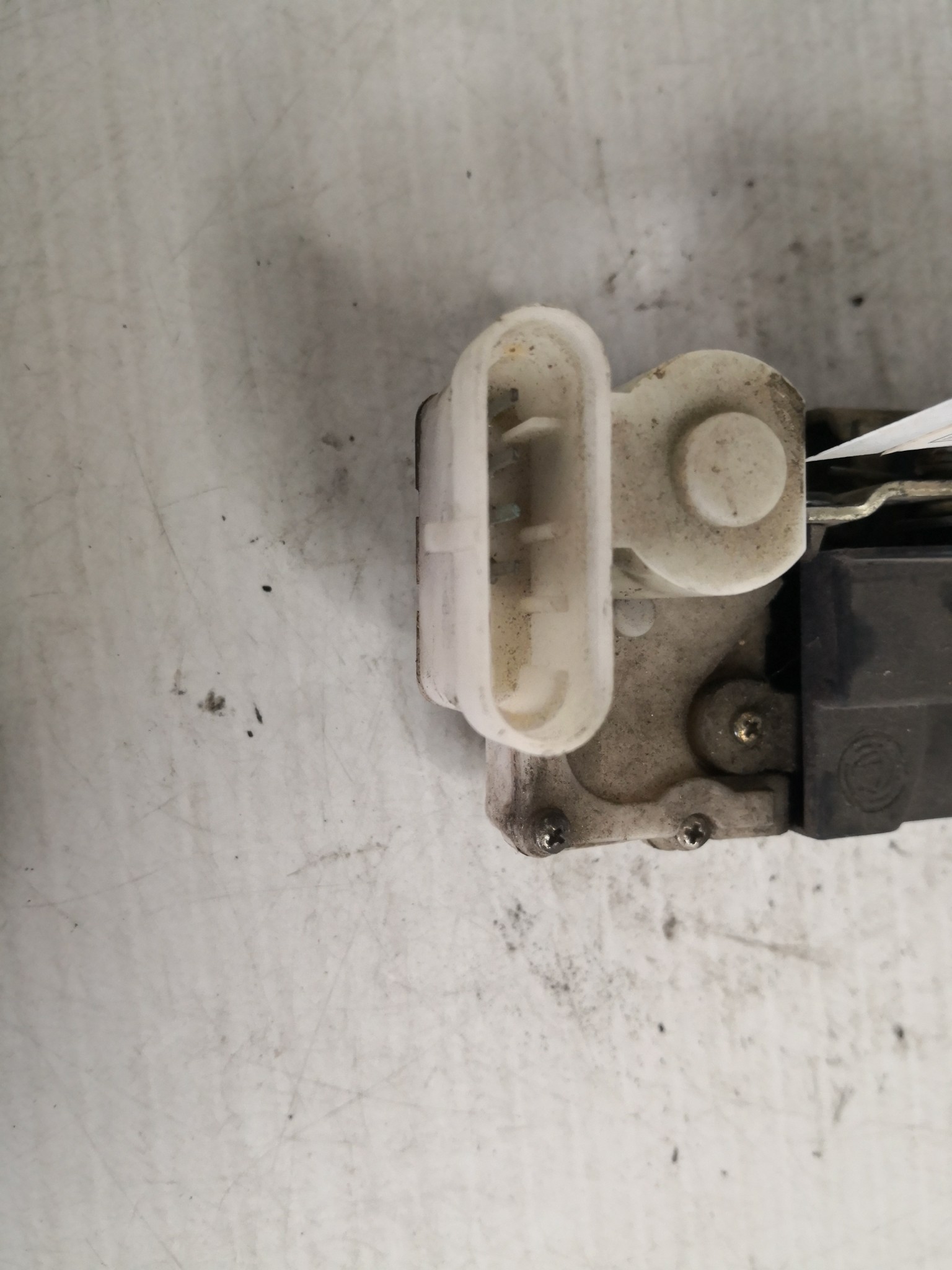 Fecho da Porta Trás Esq FIAT PUNTO (176_) | 93 - 99 Imagem-1