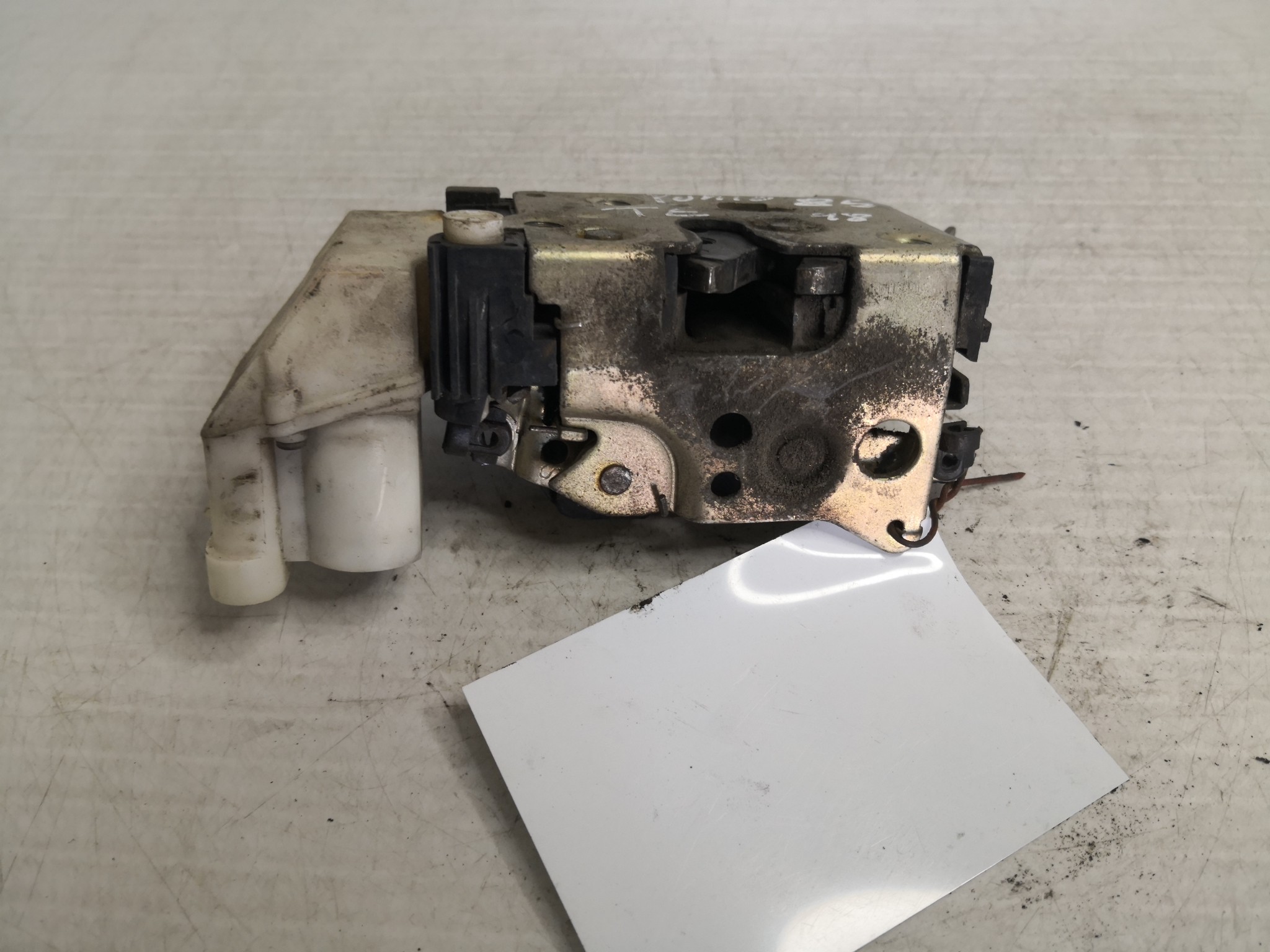 Fecho da Porta Trás Esq FIAT PUNTO (176_) | 93 - 99 Imagem-2