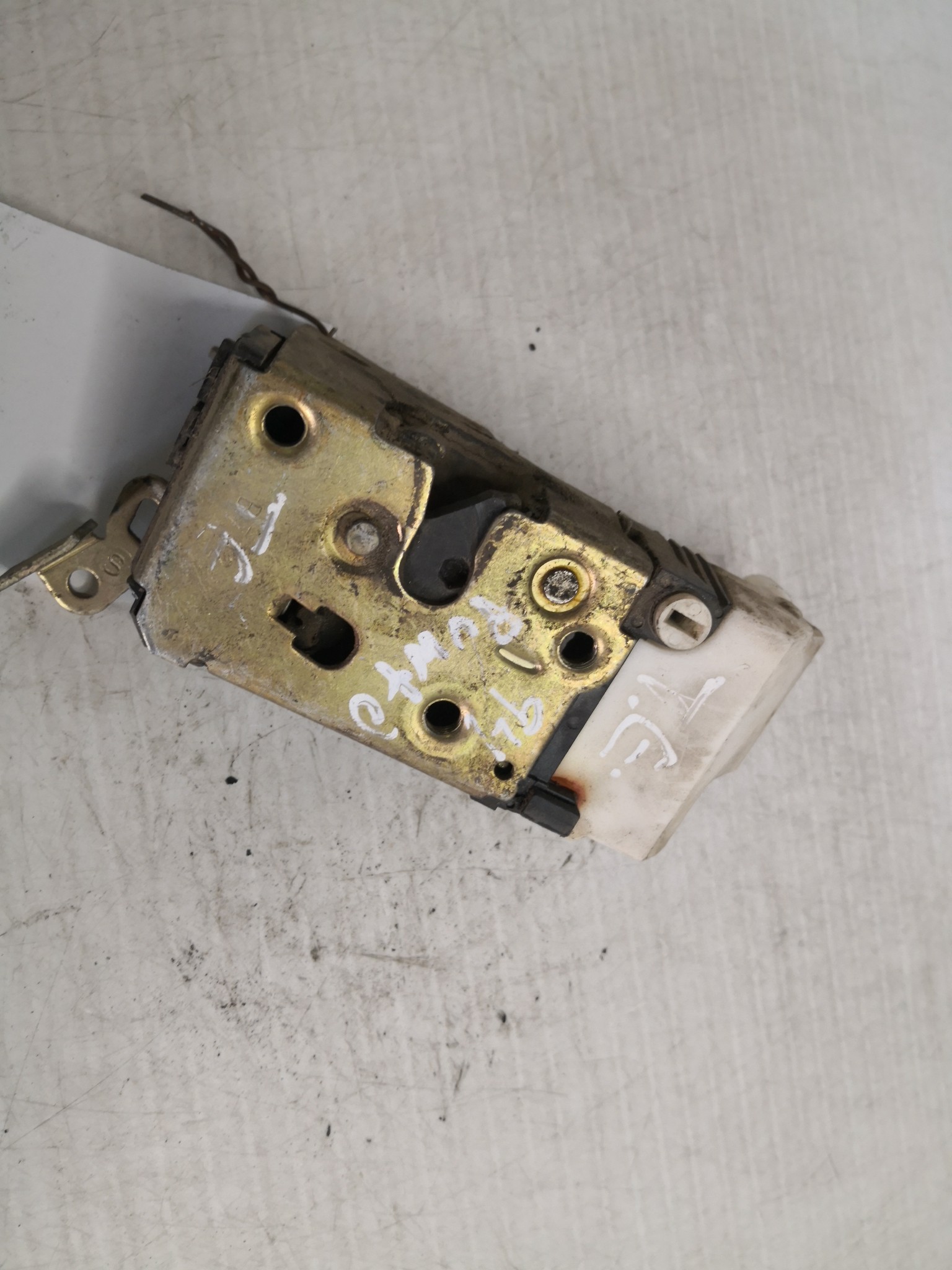 Fecho da Porta Trás Esq FIAT PUNTO (176_) | 93 - 99 Imagem-2