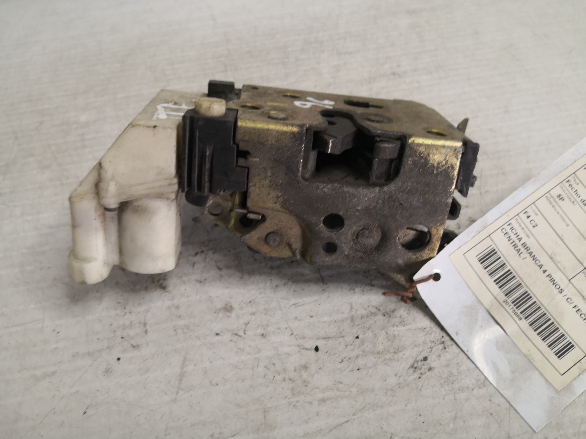 Fecho da Porta Trás Esq FIAT PUNTO (176_) | 93 - 99 Imagem-2