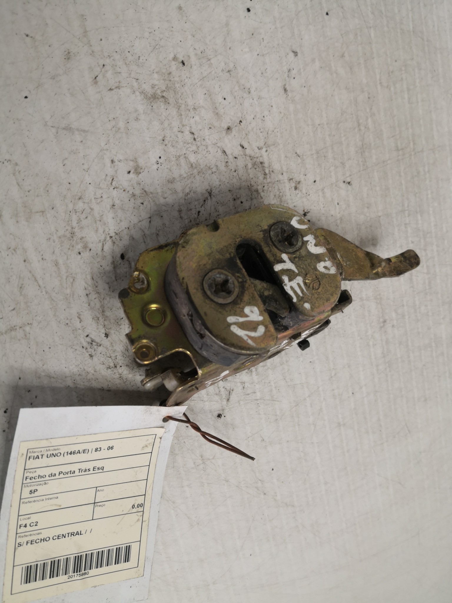 Fecho da Porta Trás Esq FIAT - ID S_35879