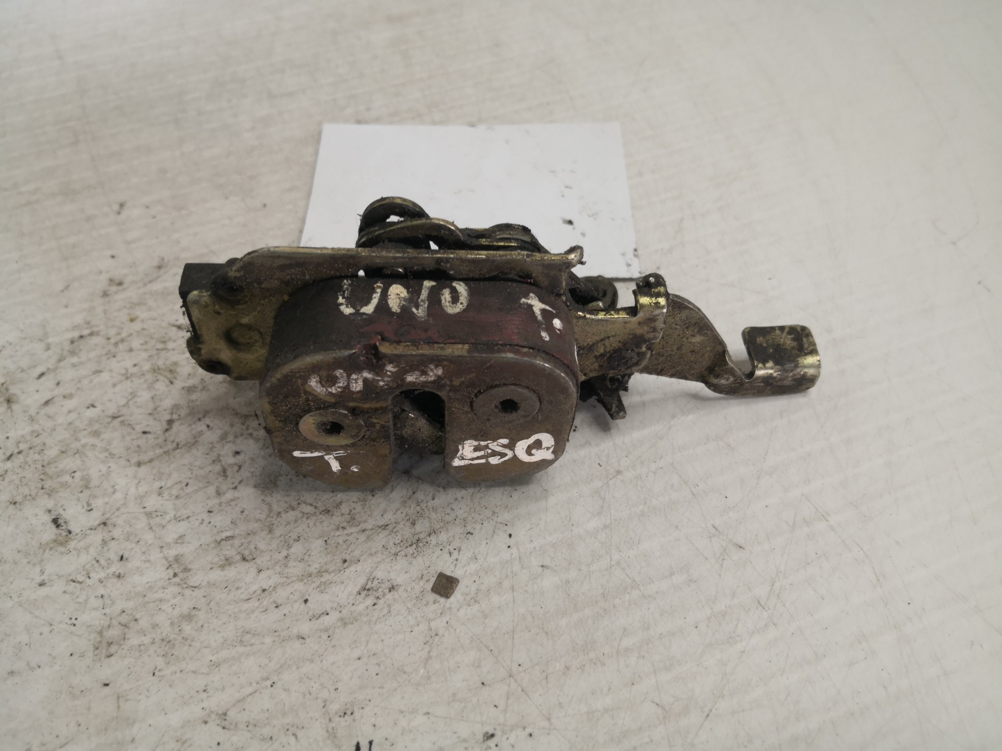 Fecho da Porta Trás Esq FIAT UNO (146_) | 83 - 06 Imagem-2