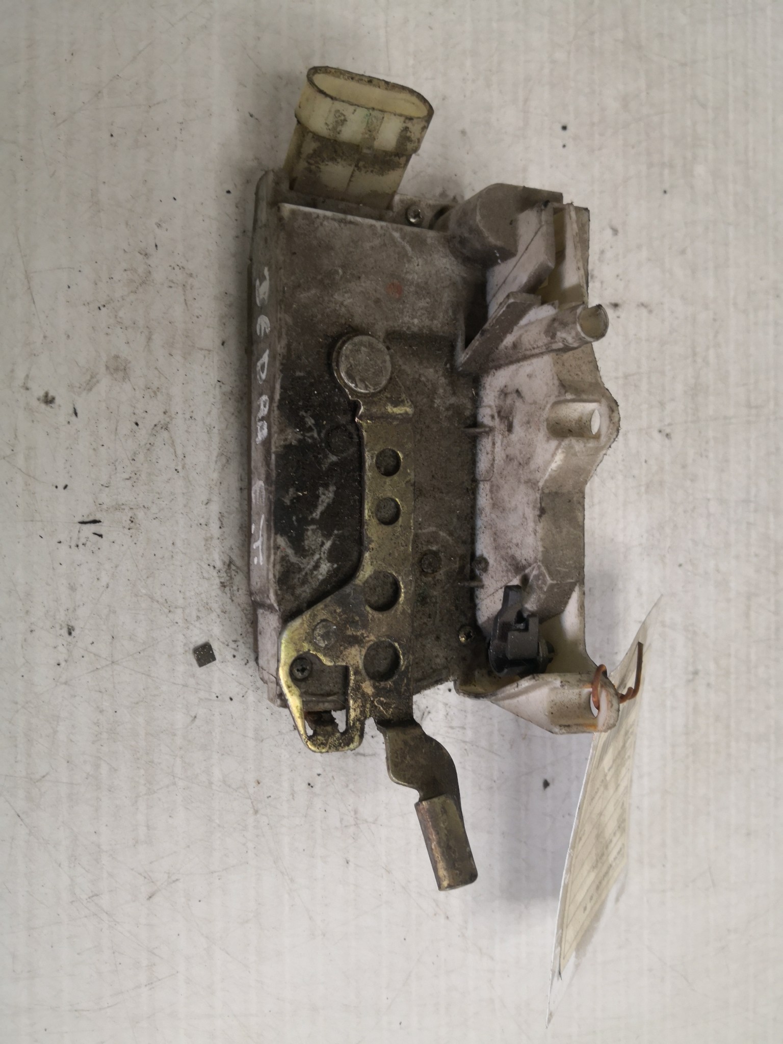 Fecho da Porta Trás Esq LANCIA - ID S_35873