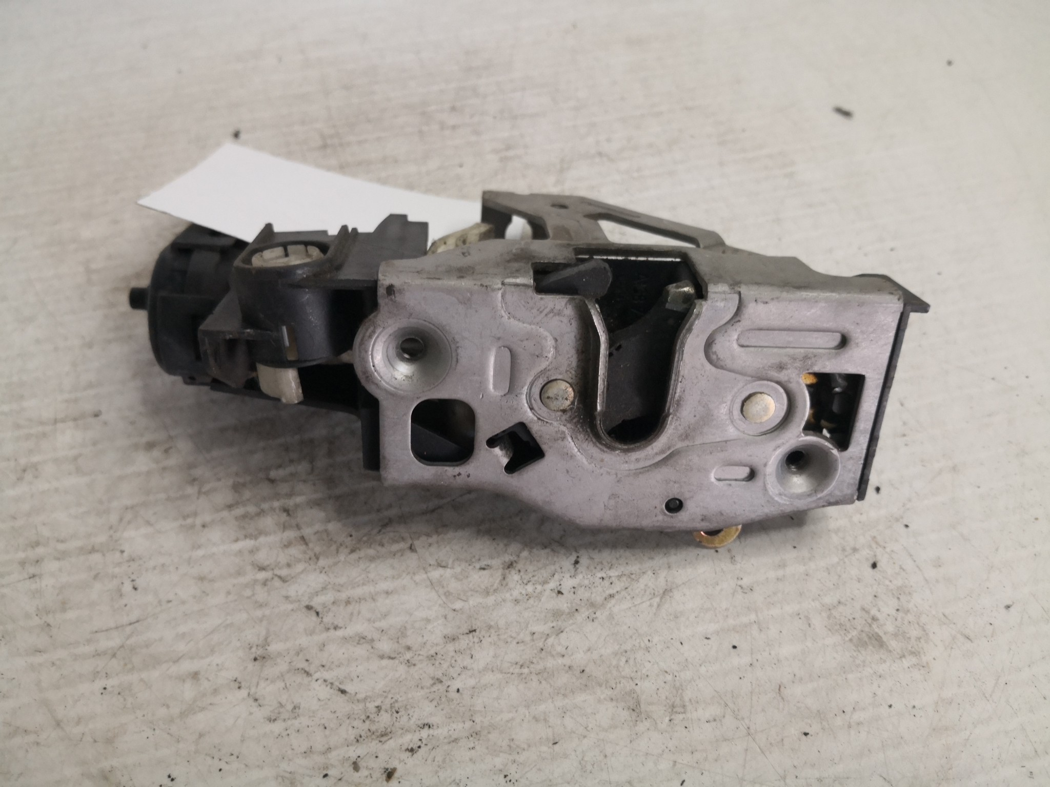 Fecho da Porta Frente Dto MERCEDES-BENZ A-CLASS (W168) | 97 - 05 Imagem-1