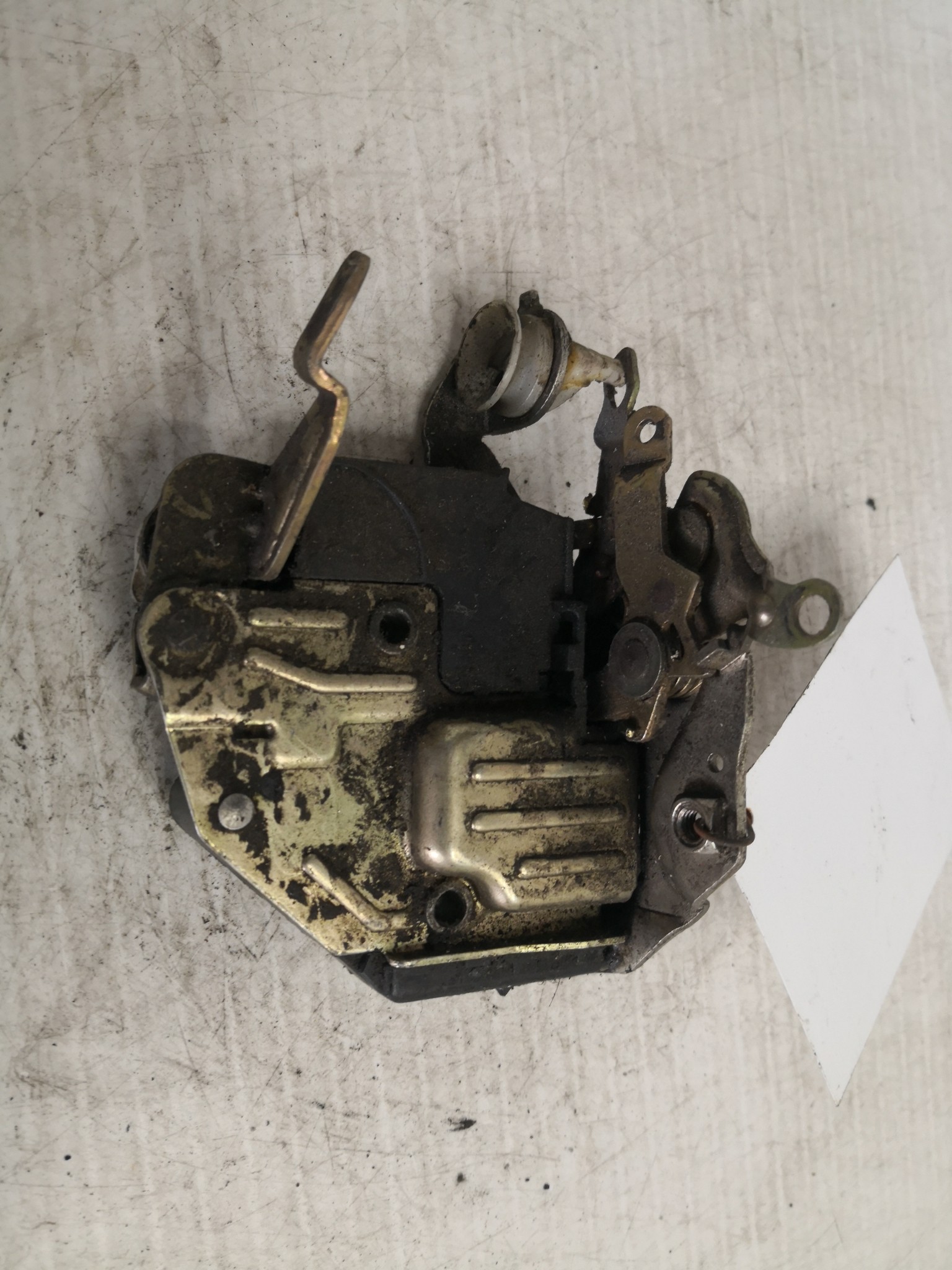 Fecho da Porta Frente Dto MERCEDES-BENZ - ID S_35633