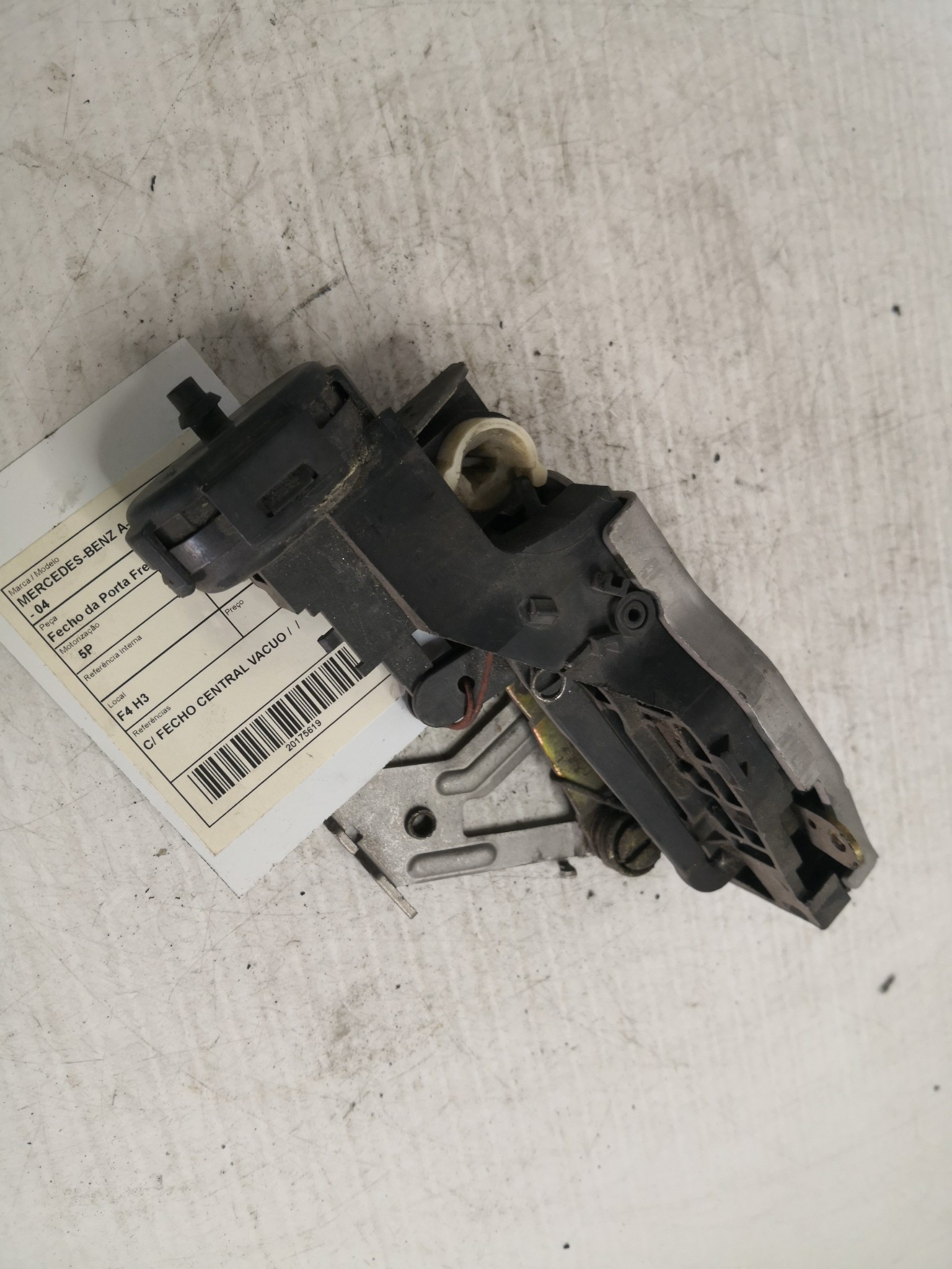 Fecho da Porta Frente Dto MERCEDES-BENZ A-CLASS (W168) | 97 - 05 Imagem-3