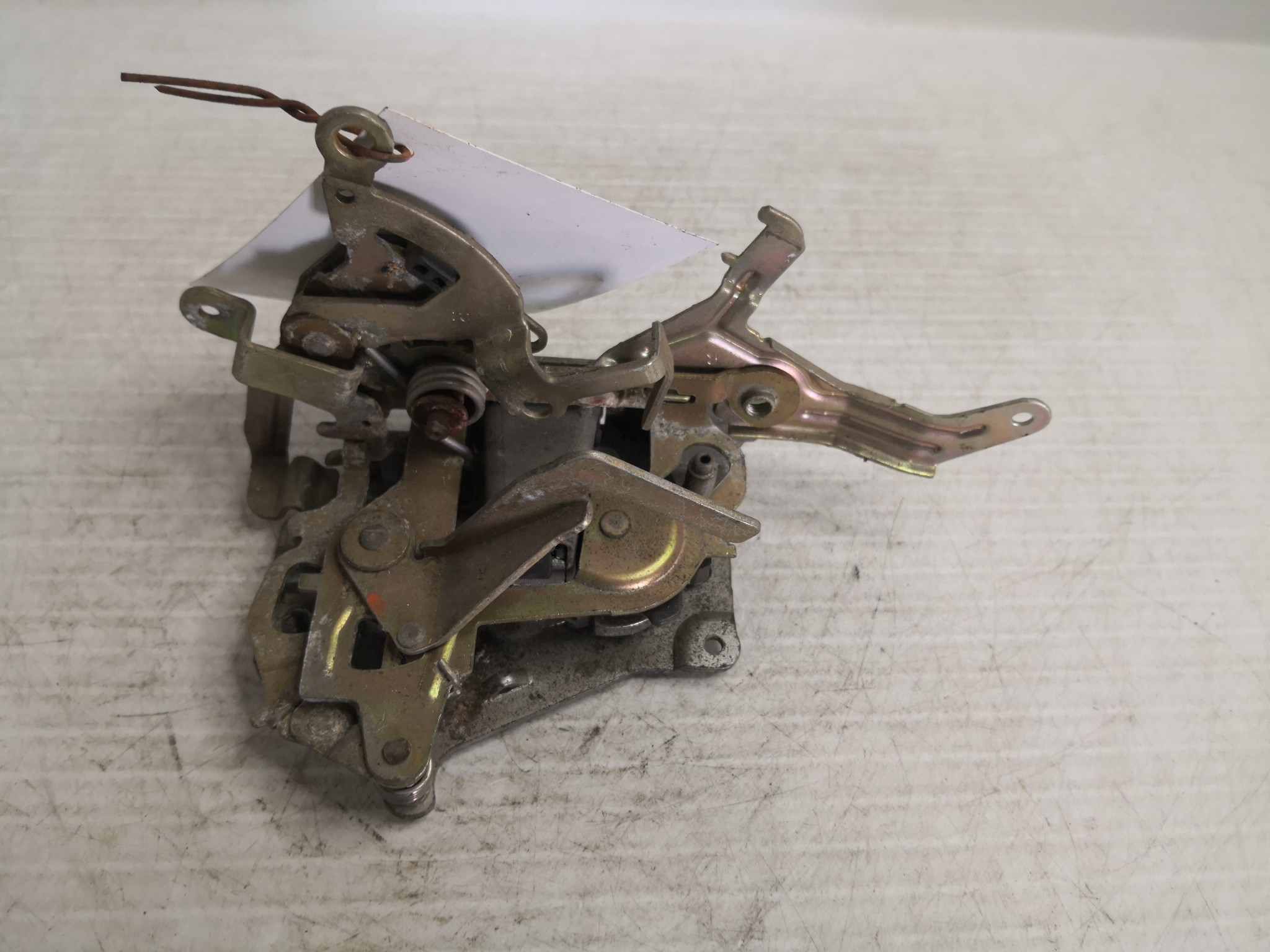 Fecho da Porta Trás Dto MERCEDES-BENZ - ID S_36253