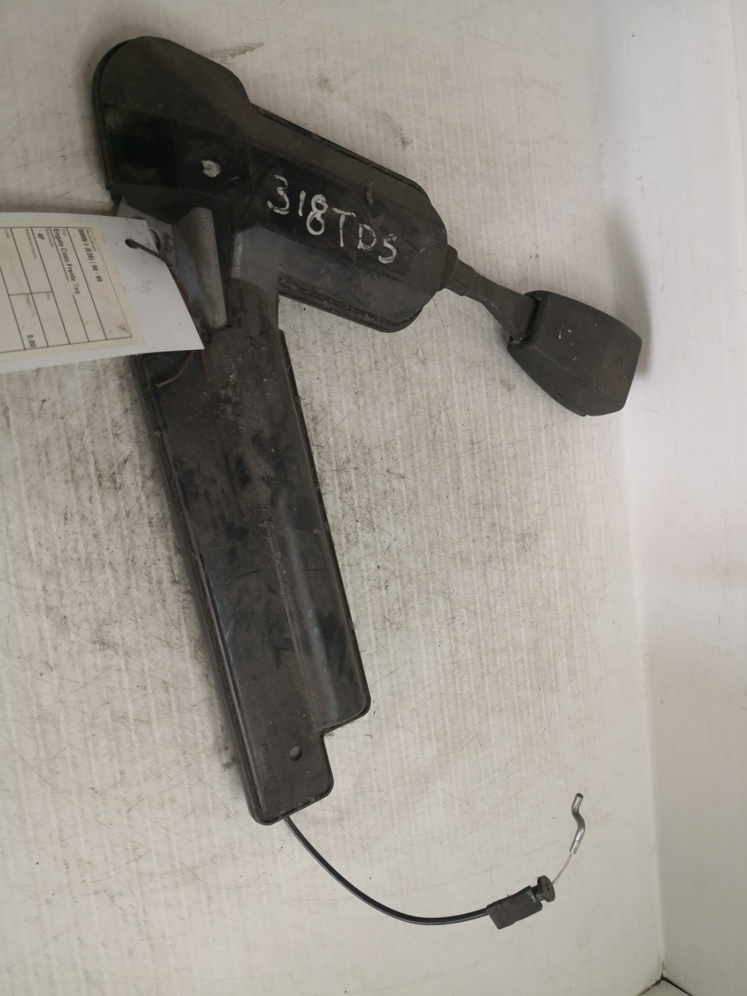 Engate Cinto Frente Esq BMW - ID S_54383