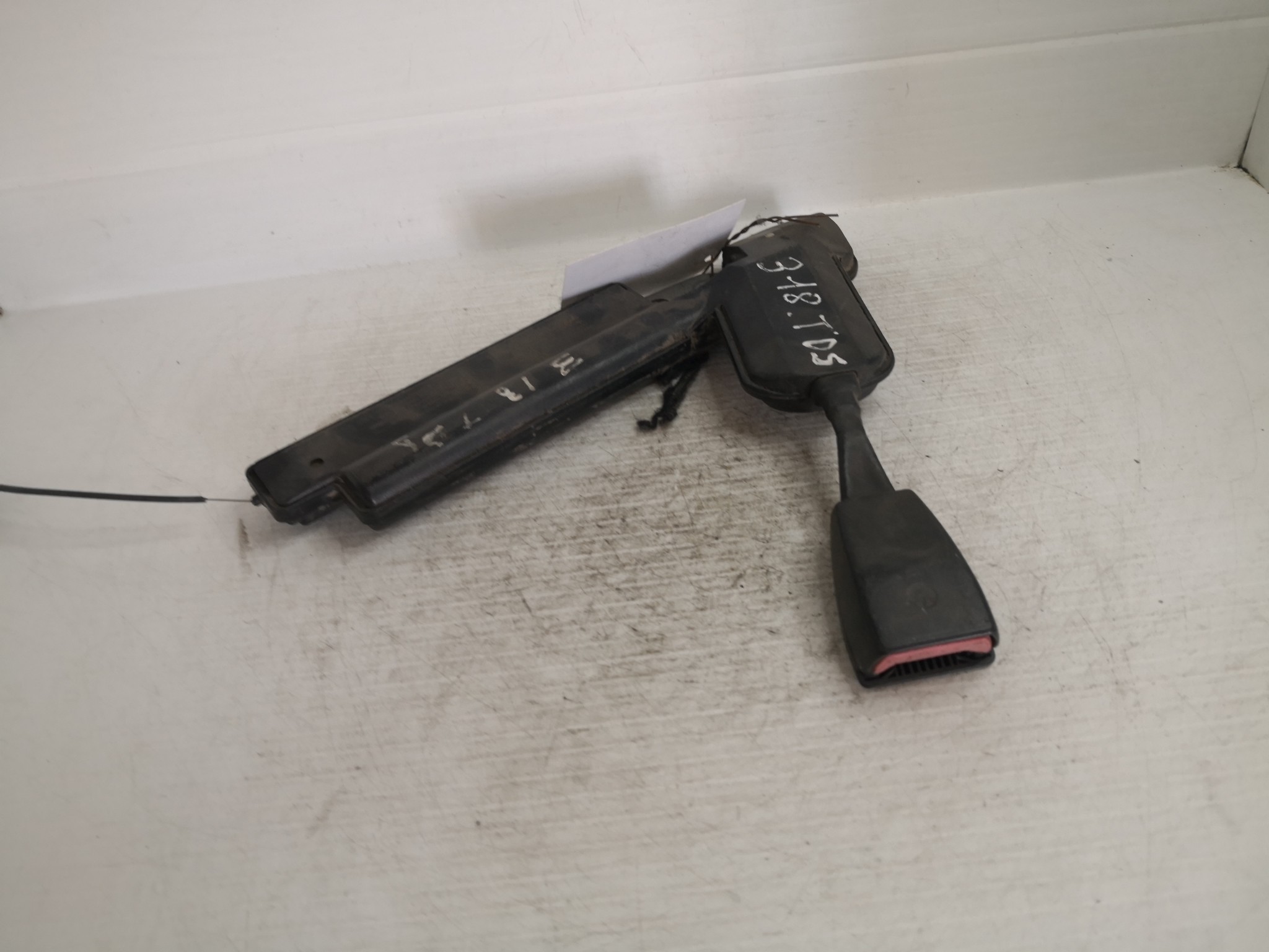 Engate Cinto Frente Esq BMW 3 (E36) | 90 - 98 Imagem-2