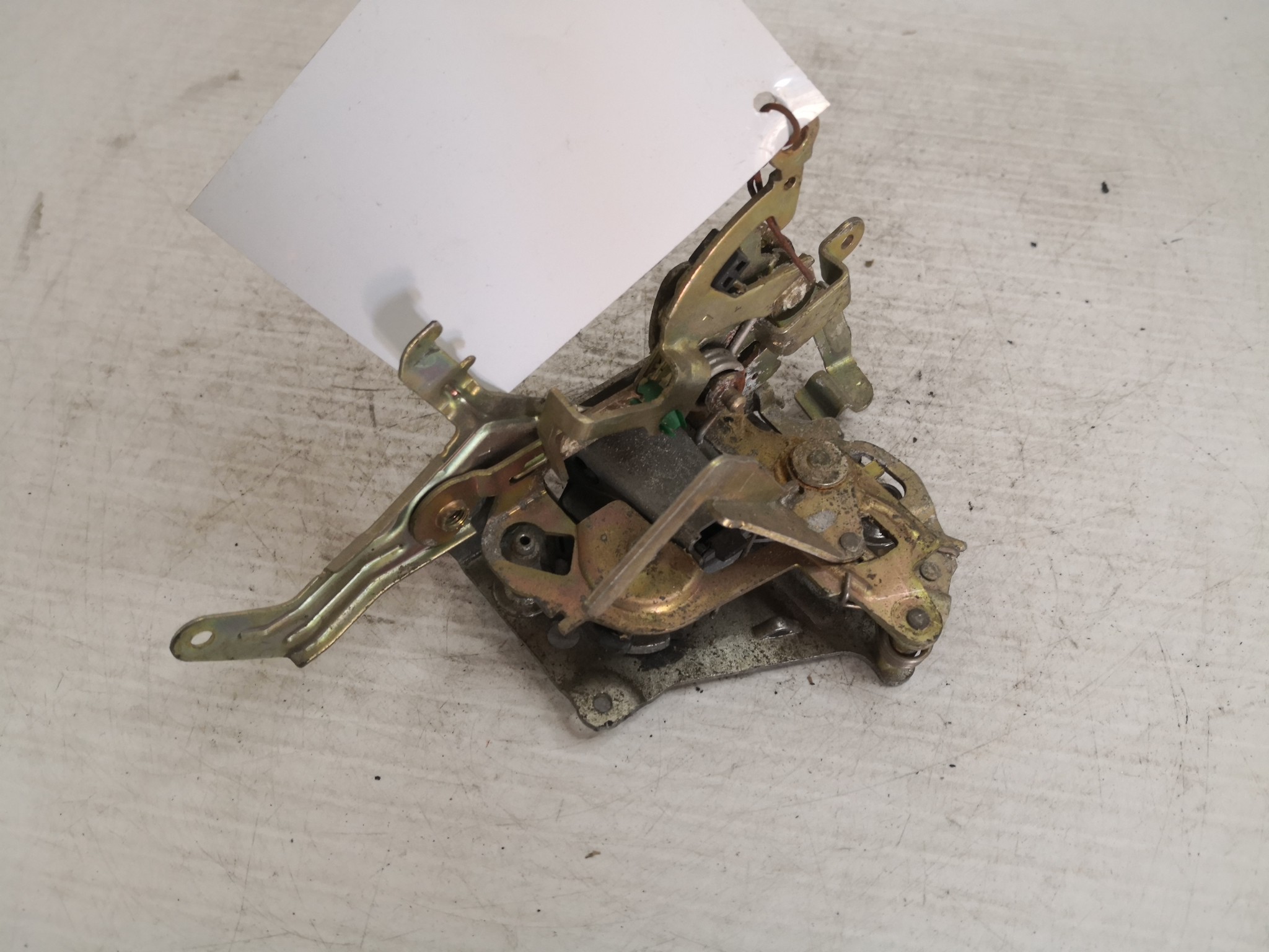 Fecho da Porta Trás Esq MERCEDES-BENZ C-CLASS (W202) | 93 - 00 Imagem-1