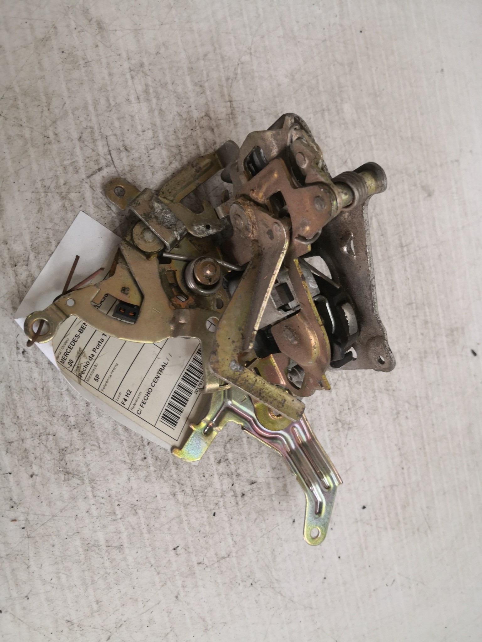 Fecho da Porta Trás Esq MERCEDES-BENZ C-CLASS (W202) | 93 - 00 Imagem-2