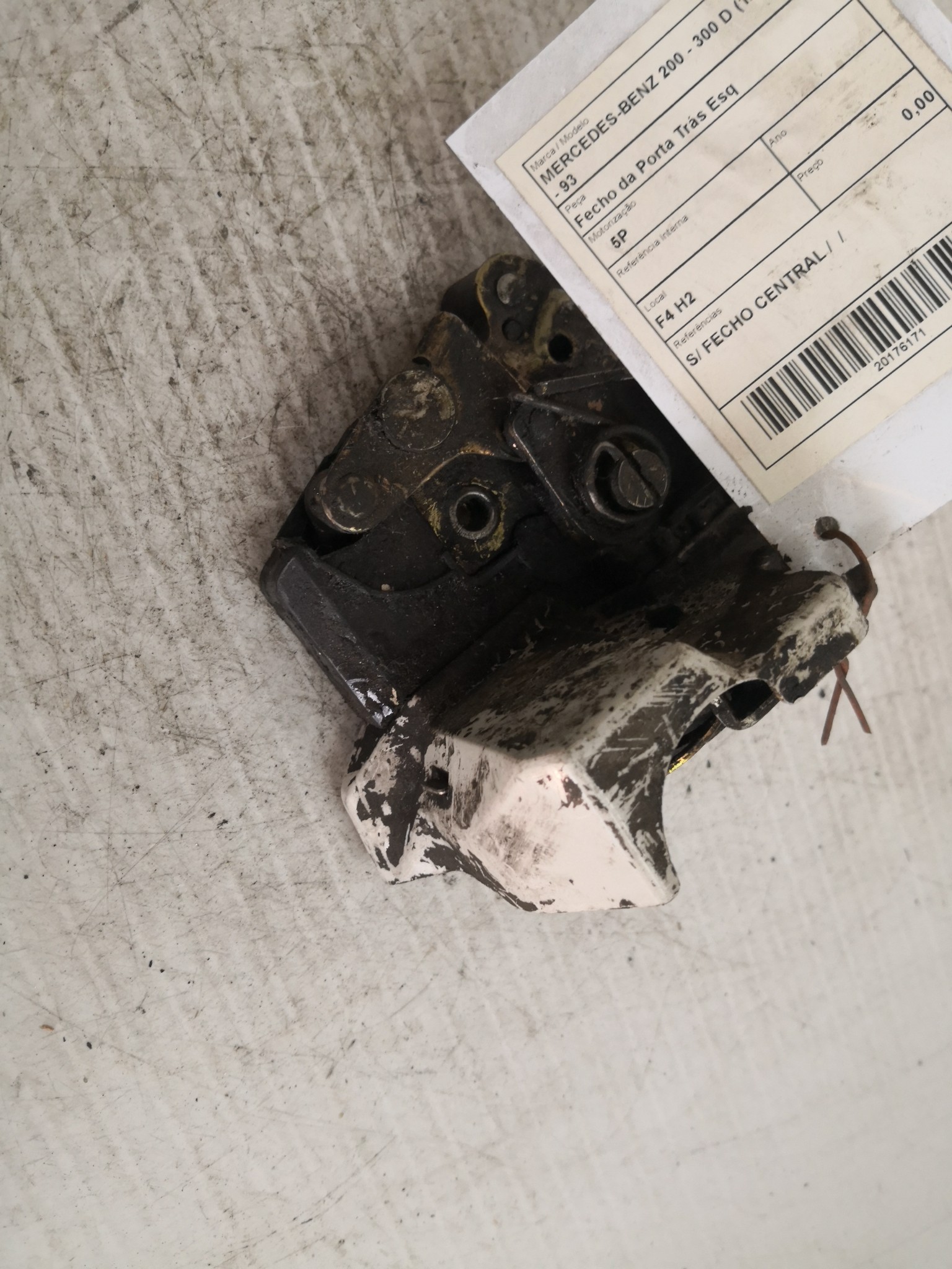 Fecho da Porta Trás Esq MERCEDES-BENZ 200 - 300 D (124) | 85 - 93 Imagem-3