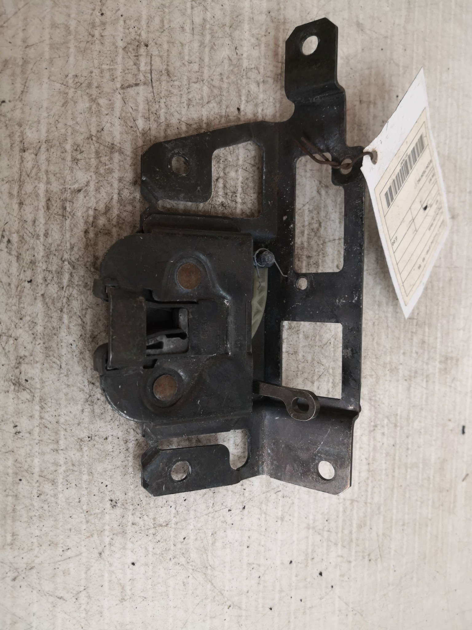 Fecho da Mala BMW - ID S_36586