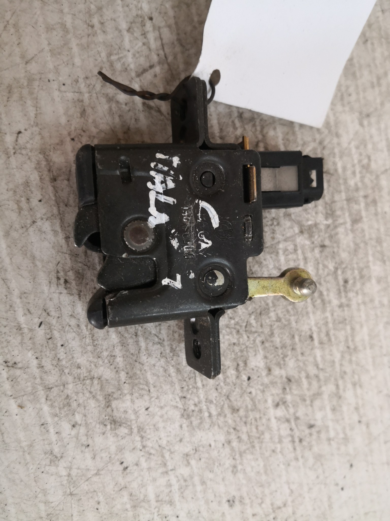 Fecho da Mala BMW 5 (E34) | 87 - 95 Imagem-1