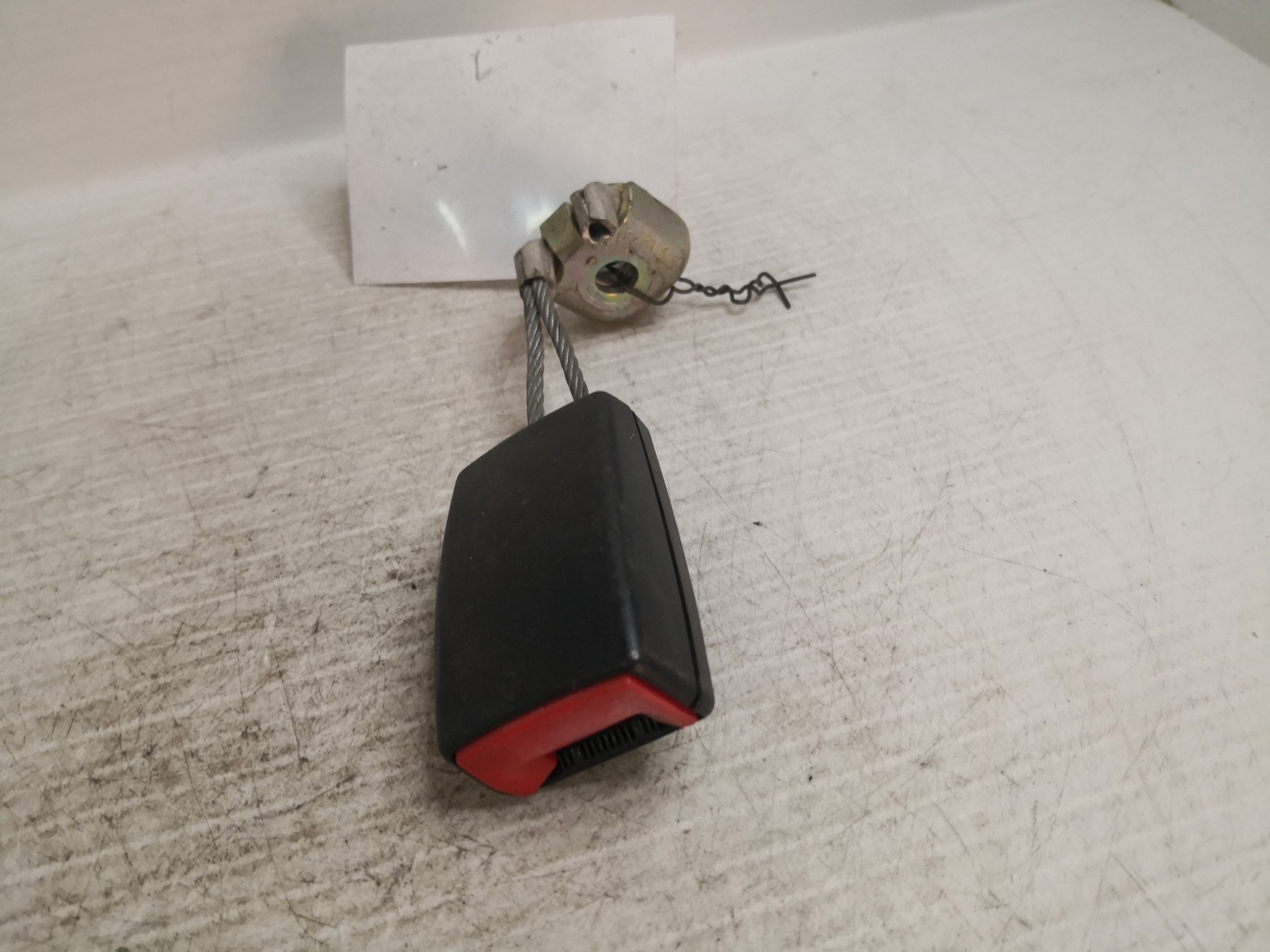 Engate Cinto Trás Dto AUDI A4 Avant (8D5, B5) | 94 - 02 Imagem-1