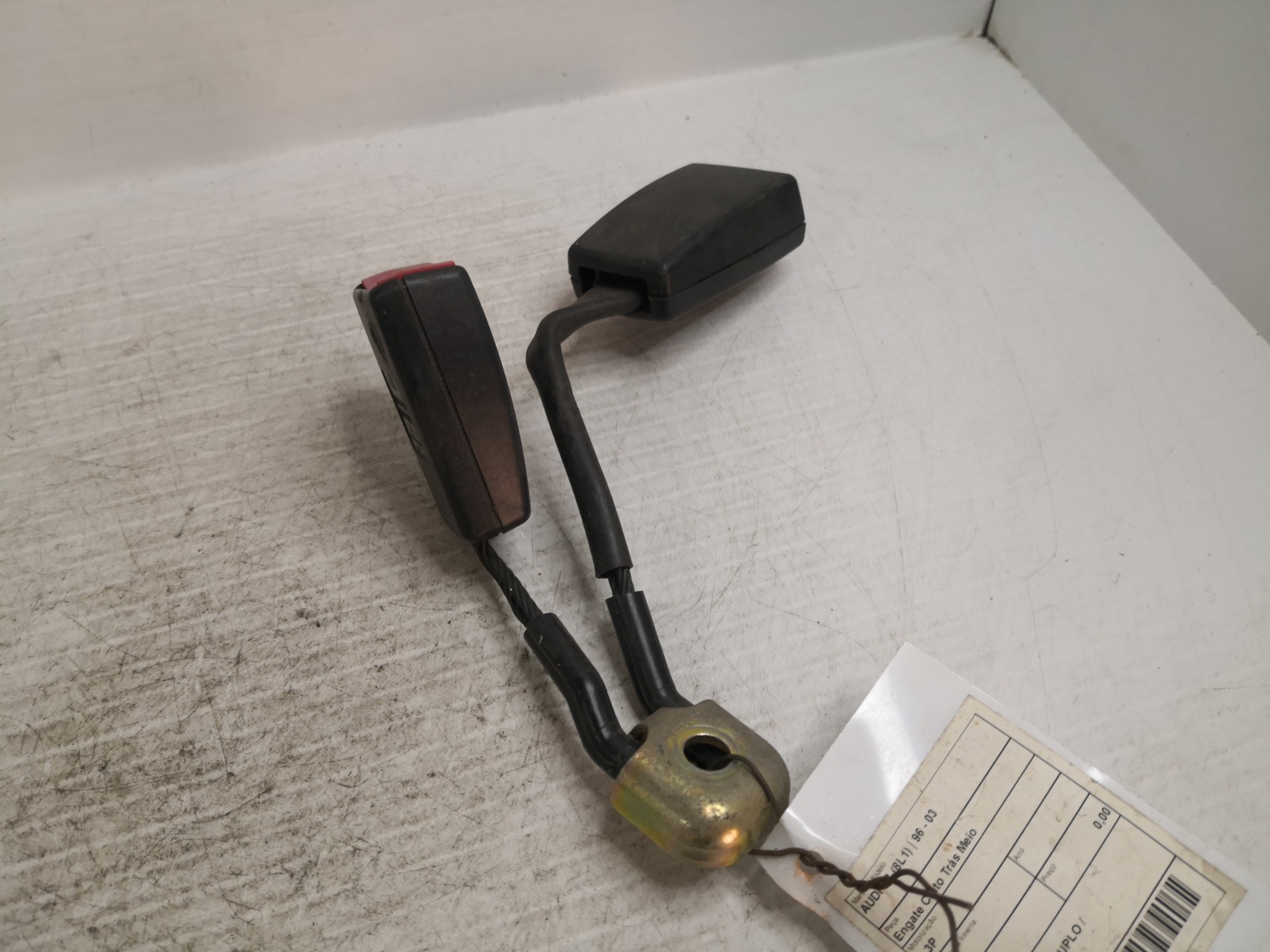 Engate Cinto Trás Meio AUDI - ID S_54215