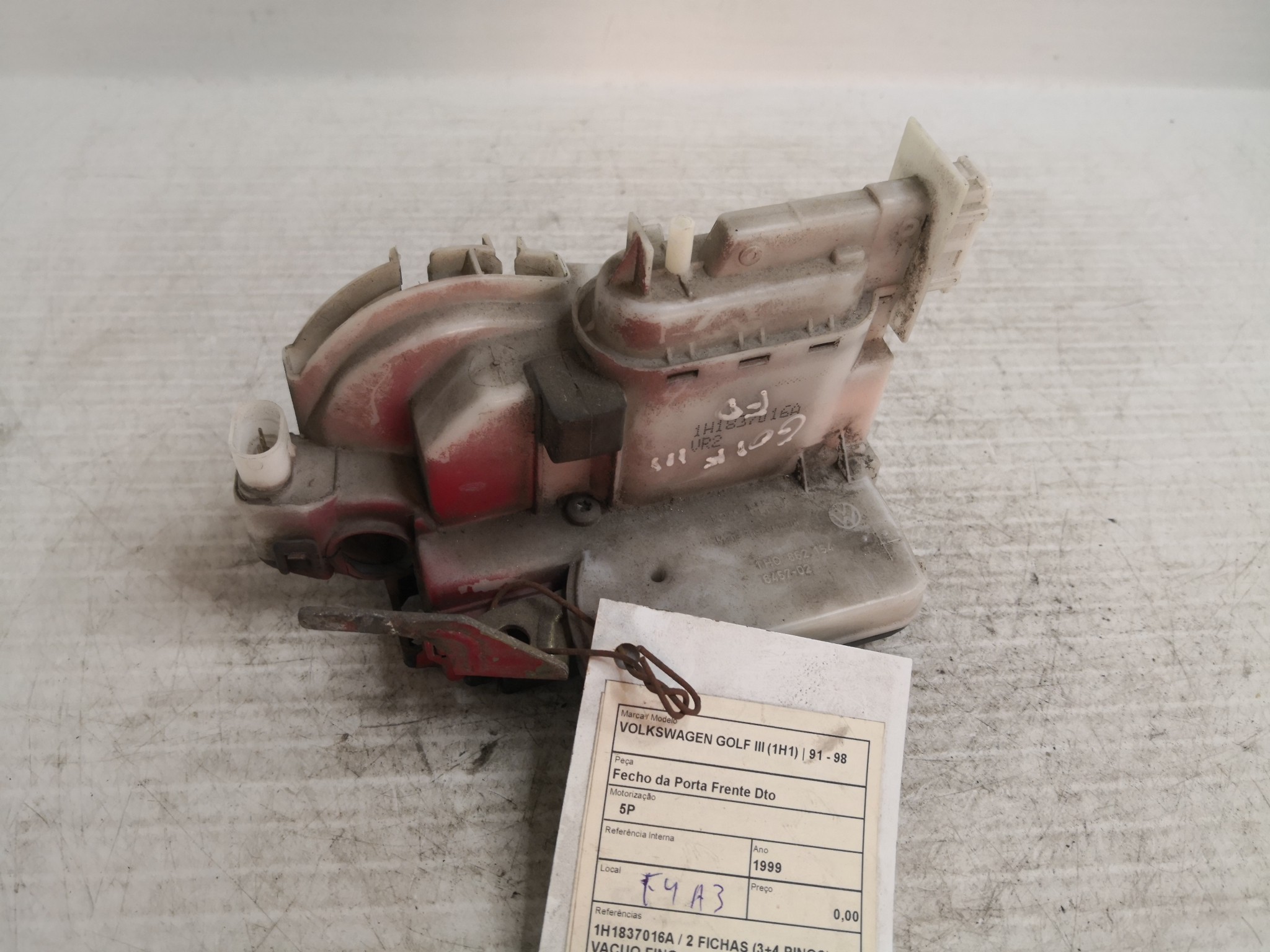 Fecho da Porta Frente Dto VOLKSWAGEN - ID S_41222