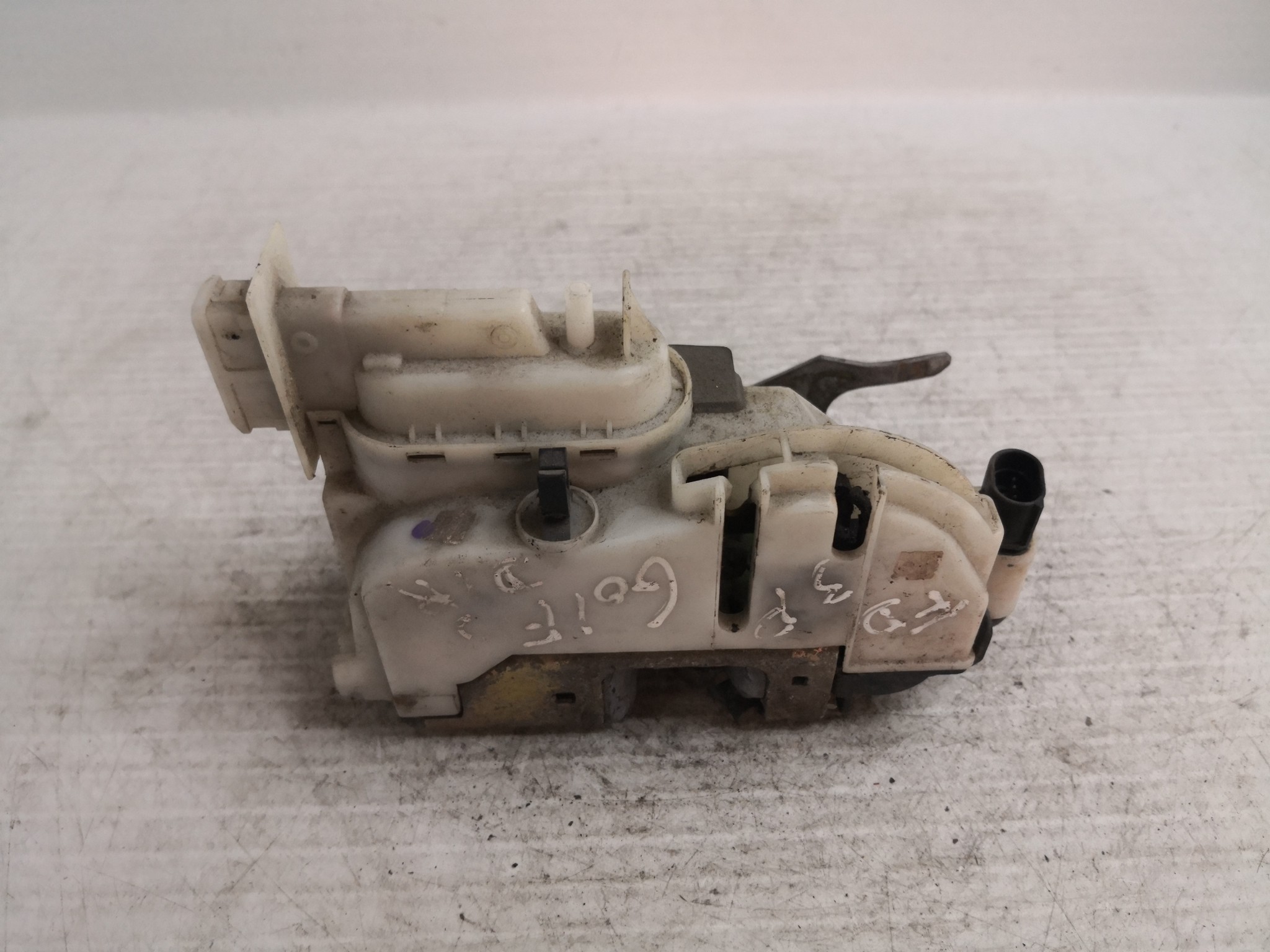 Fecho da Porta Frente Dto VOLKSWAGEN GOLF III (1H1) | 91 - 98 Imagem-2