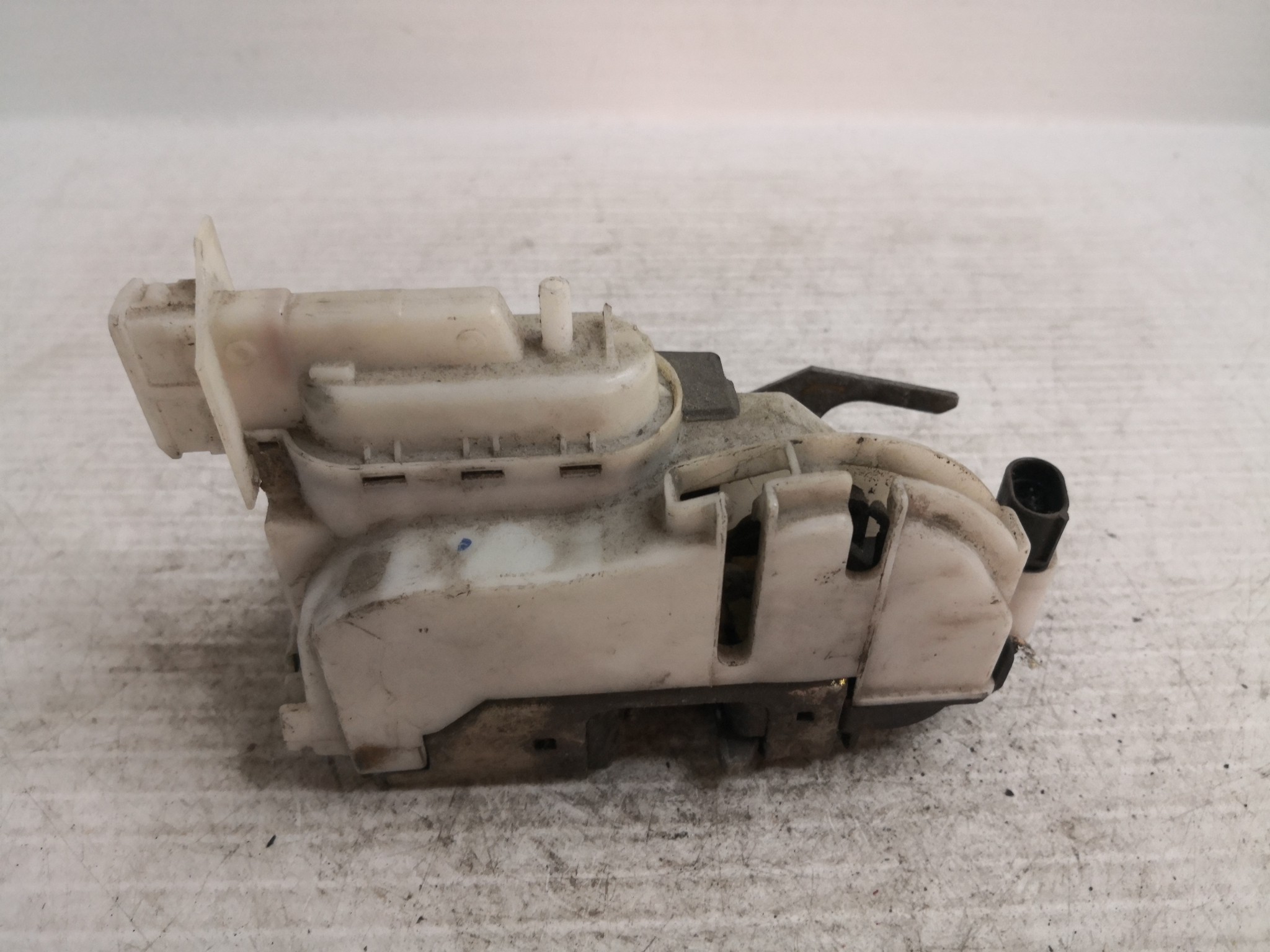 Fecho da Porta Frente Dto VOLKSWAGEN GOLF III (1H1) | 91 - 98 Imagem-2