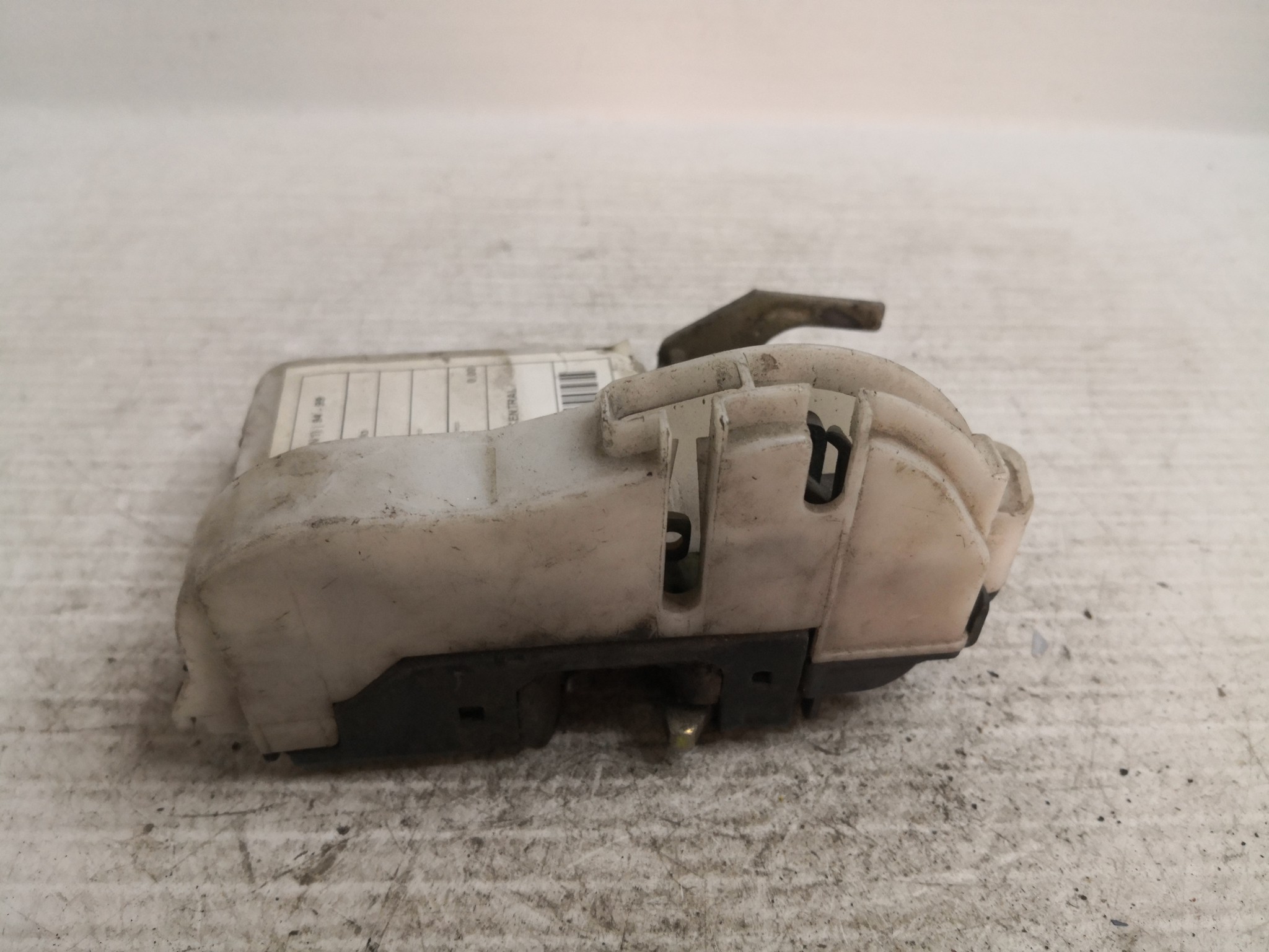 Fecho da Porta Frente Dto VOLKSWAGEN POLO (6N1) | 94 - 99 Imagem-1