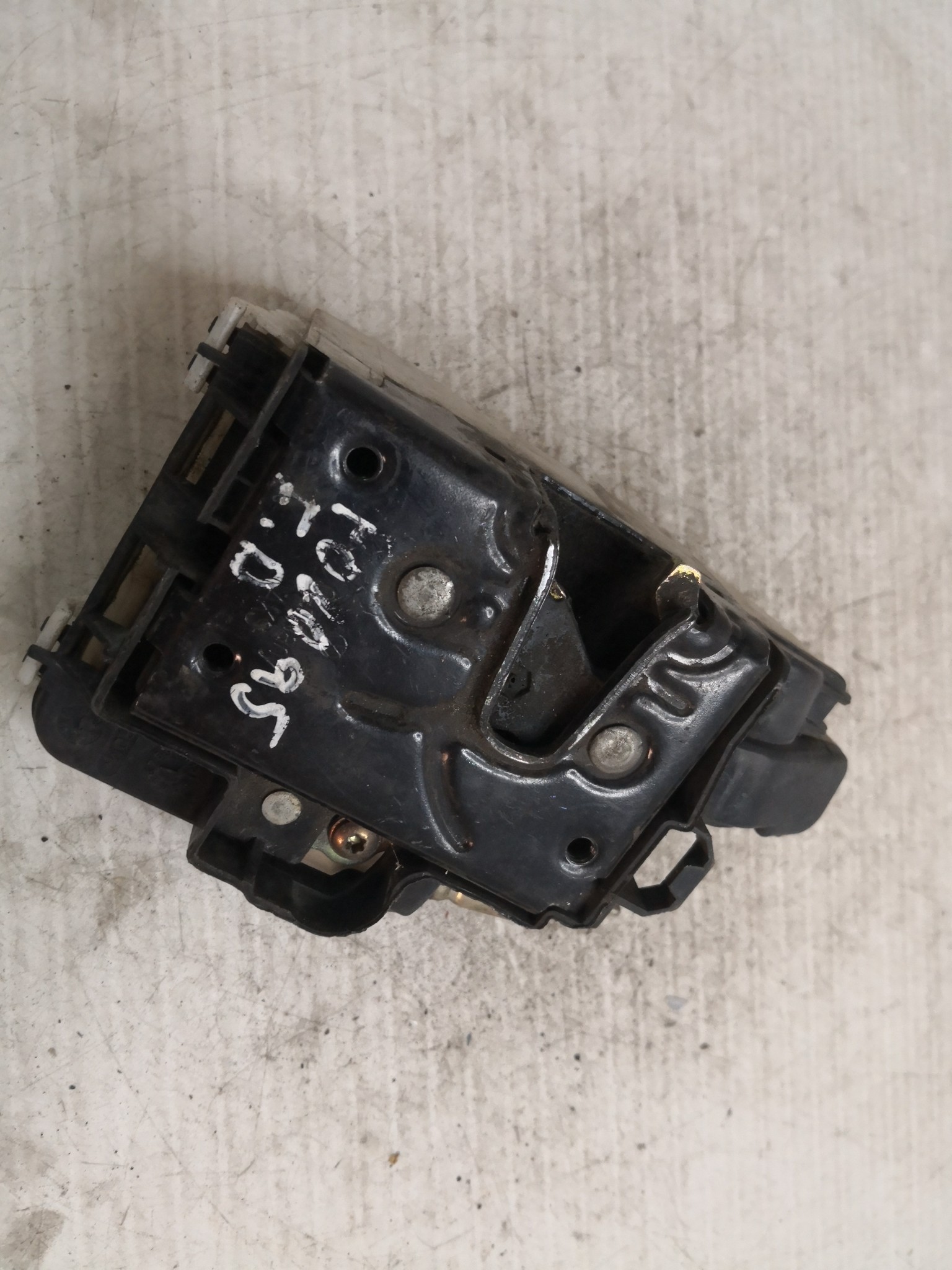 Fecho da Porta Frente Dto VOLKSWAGEN POLO (6N1) | 94 - 99 Imagem-2