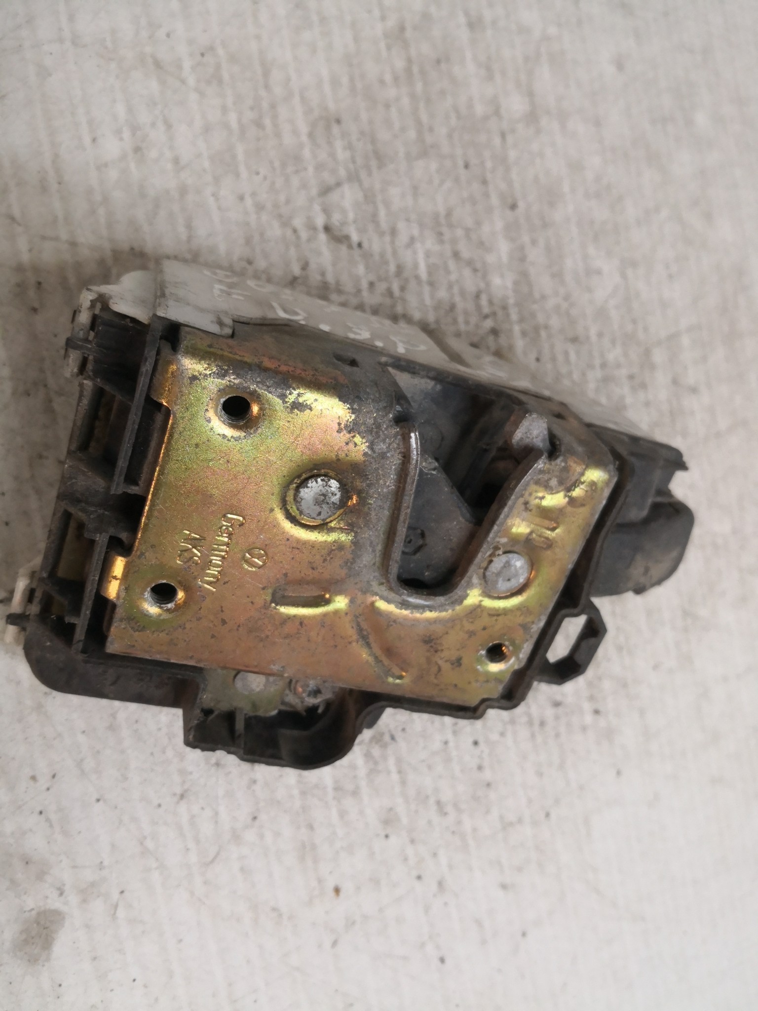 Fecho da Porta Frente Dto VOLKSWAGEN GOLF III (1H1) | 91 - 98 Imagem-2