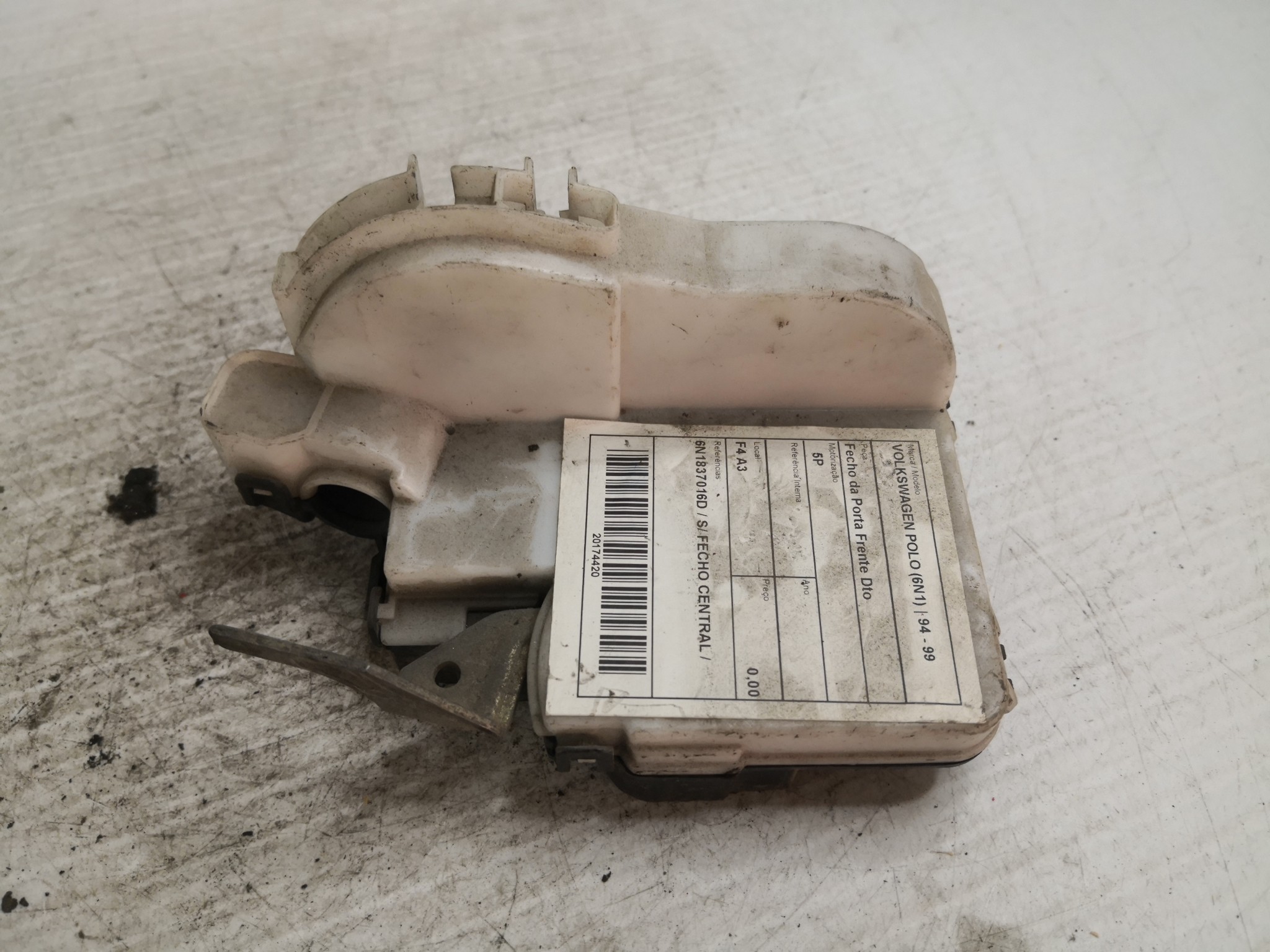 Fecho da Porta Frente Dto VOLKSWAGEN - ID S_34419