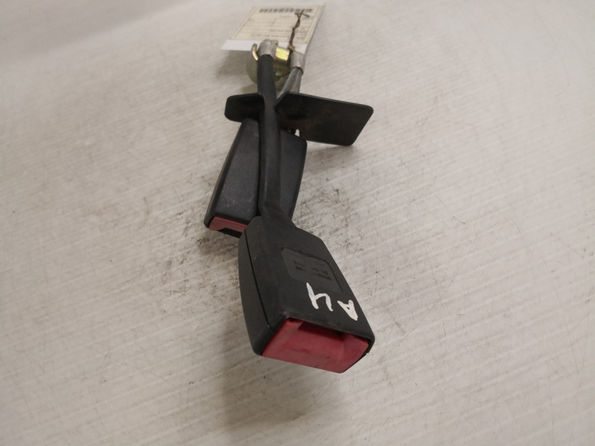 Engate Cinto Trás Esq AUDI A4 Avant (8D5, B5) | 94 - 02 Imagem-1