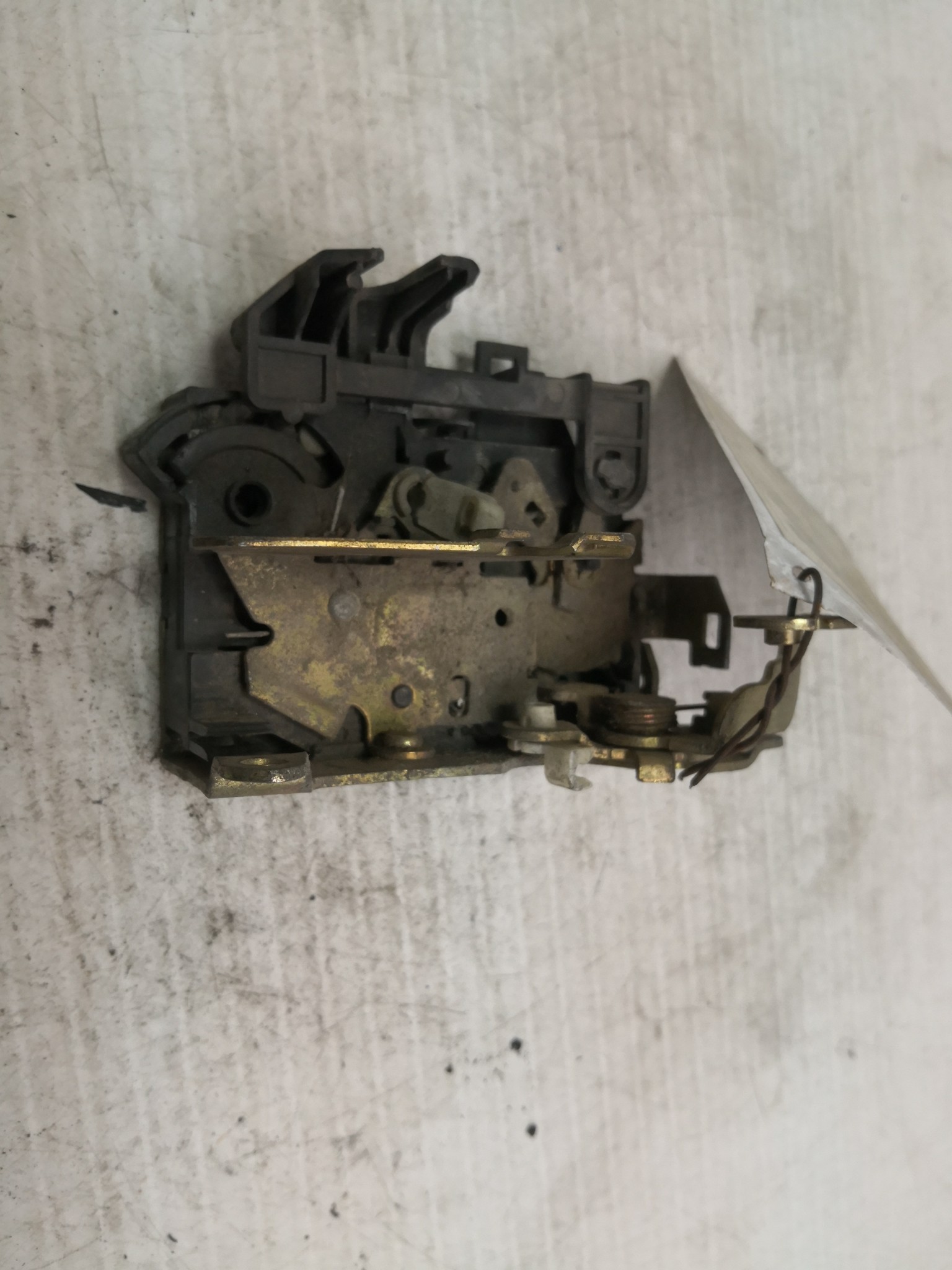 Fecho da Porta Frente Dto RENAULT - ID S_34823