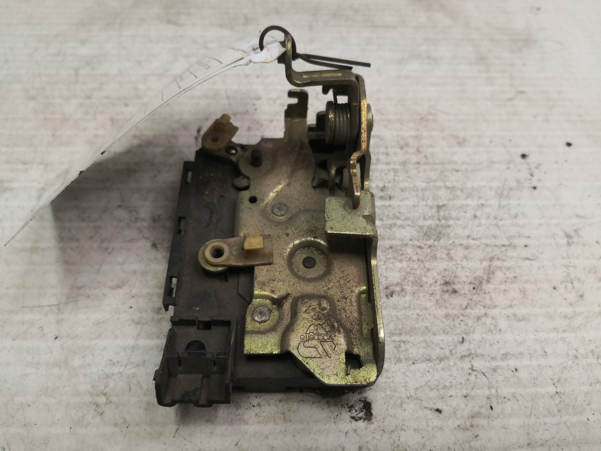 Fecho da Porta Frente Dto RENAULT CLIO I (B/C57_, 5/357_) | 90 - 98 Imagem-1