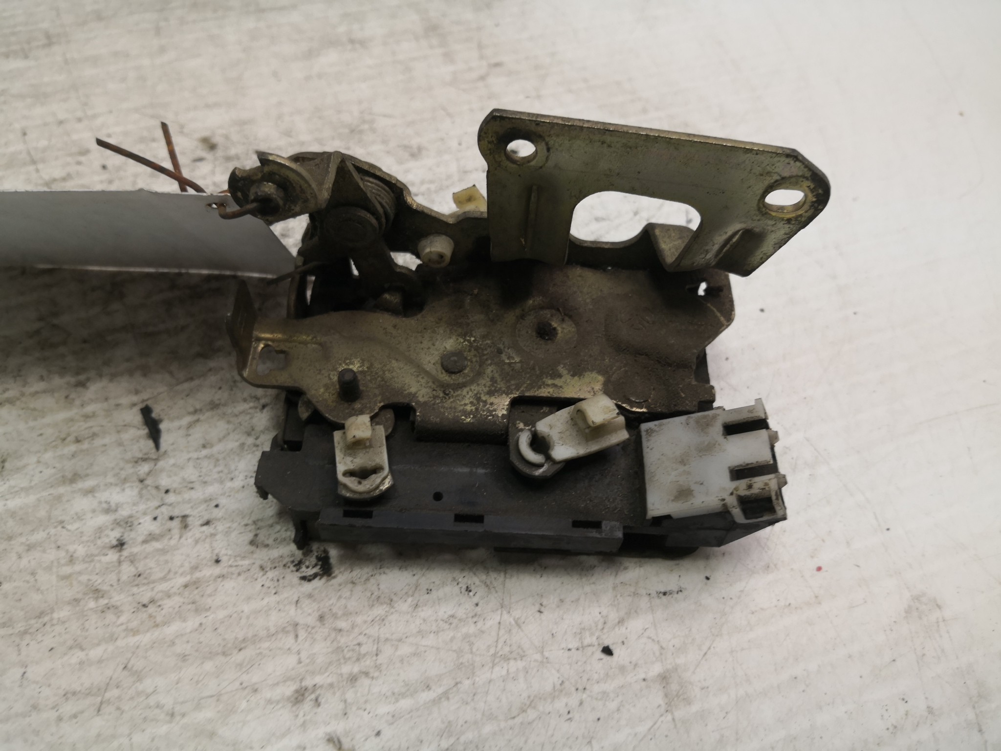 Fecho da Porta Frente Dto RENAULT 19 II (B/C53_) | 91 - 01 Imagem-1