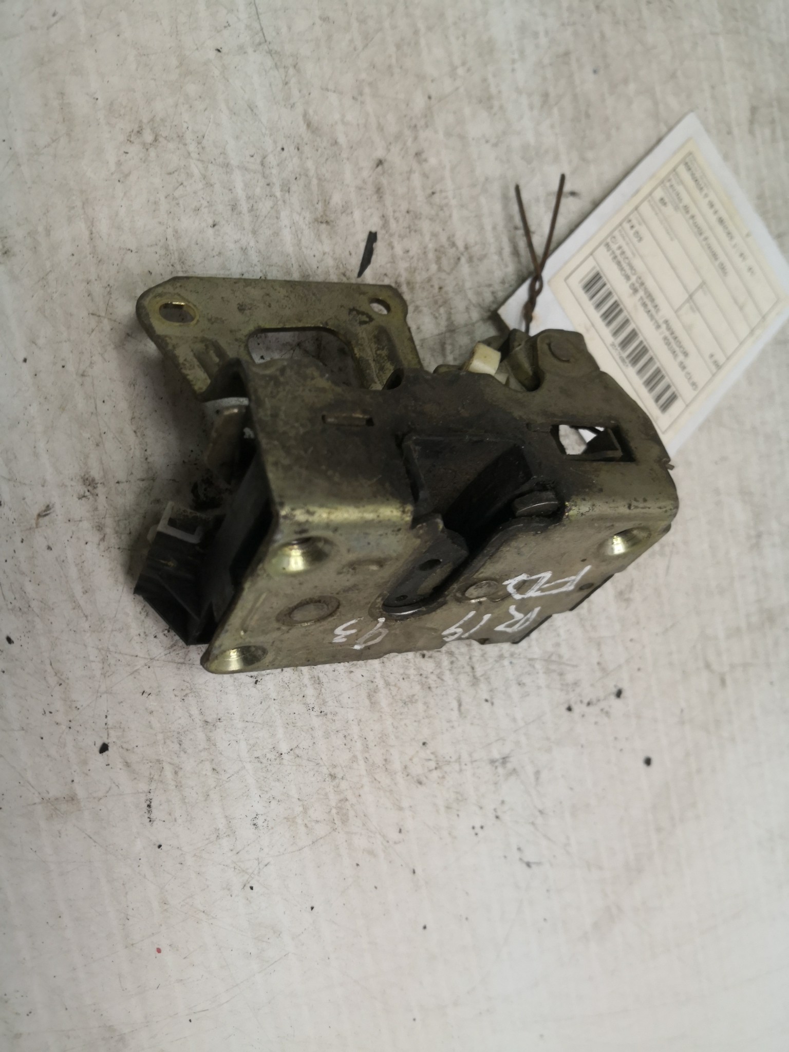 Fecho da Porta Frente Dto RENAULT 19 II (B/C53_) | 91 - 01 Imagem-2