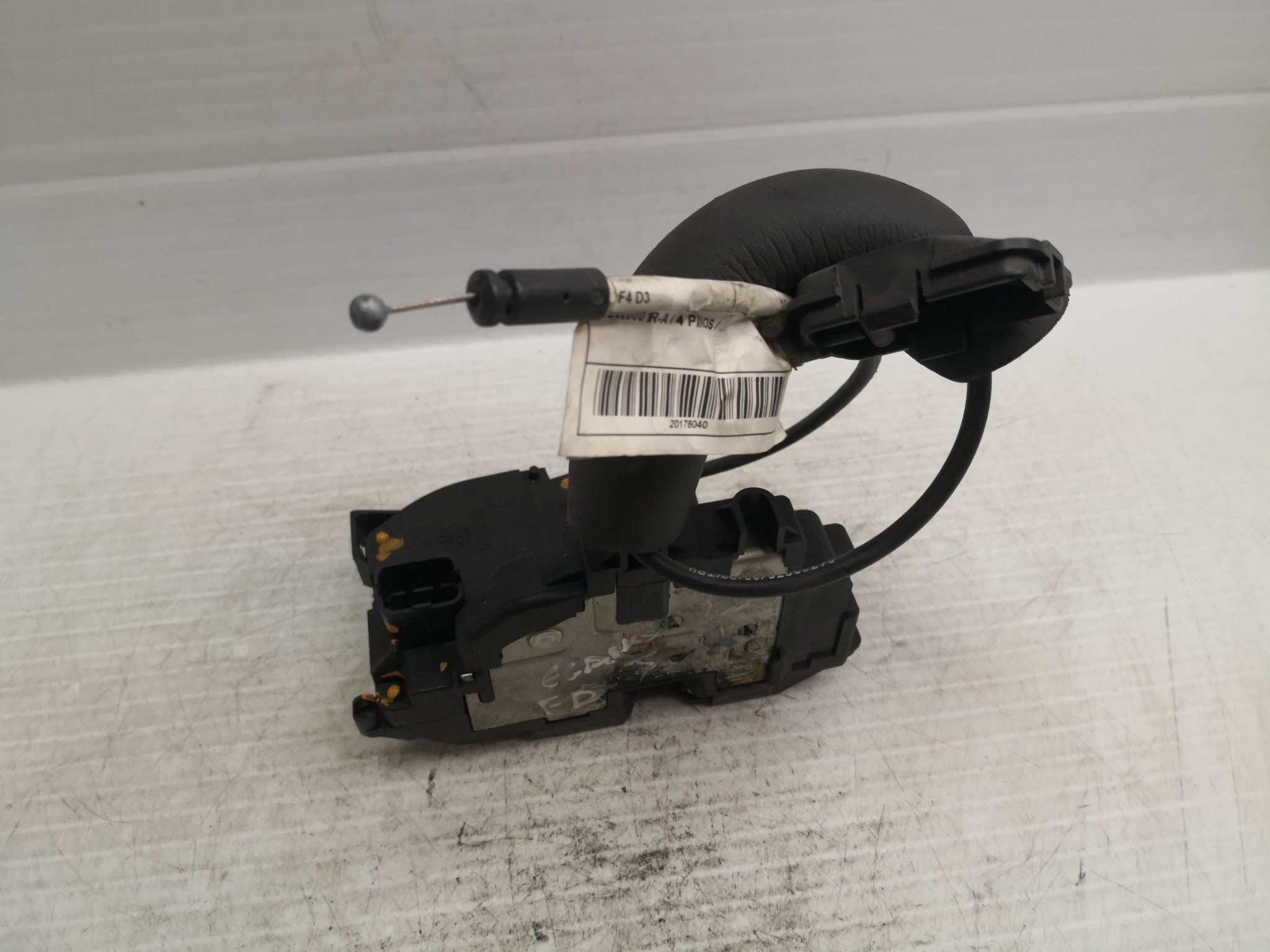 Fecho da Porta Frente Dto RENAULT - ID S_38039