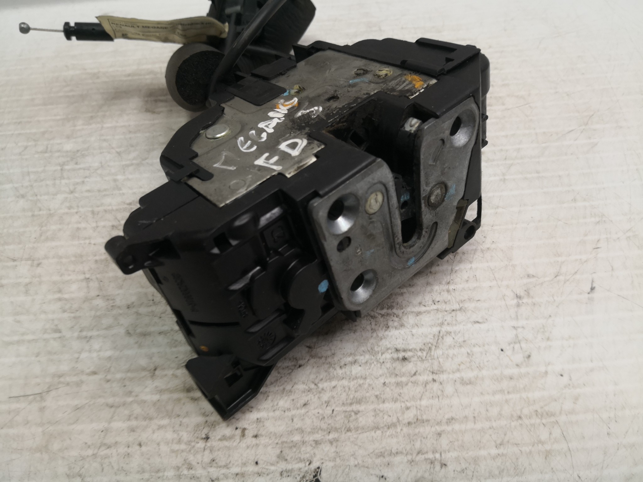 Fecho da Porta Frente Dto RENAULT MEGANE III Hatchback (BZ0/1_) | 08 -  Imagem-3