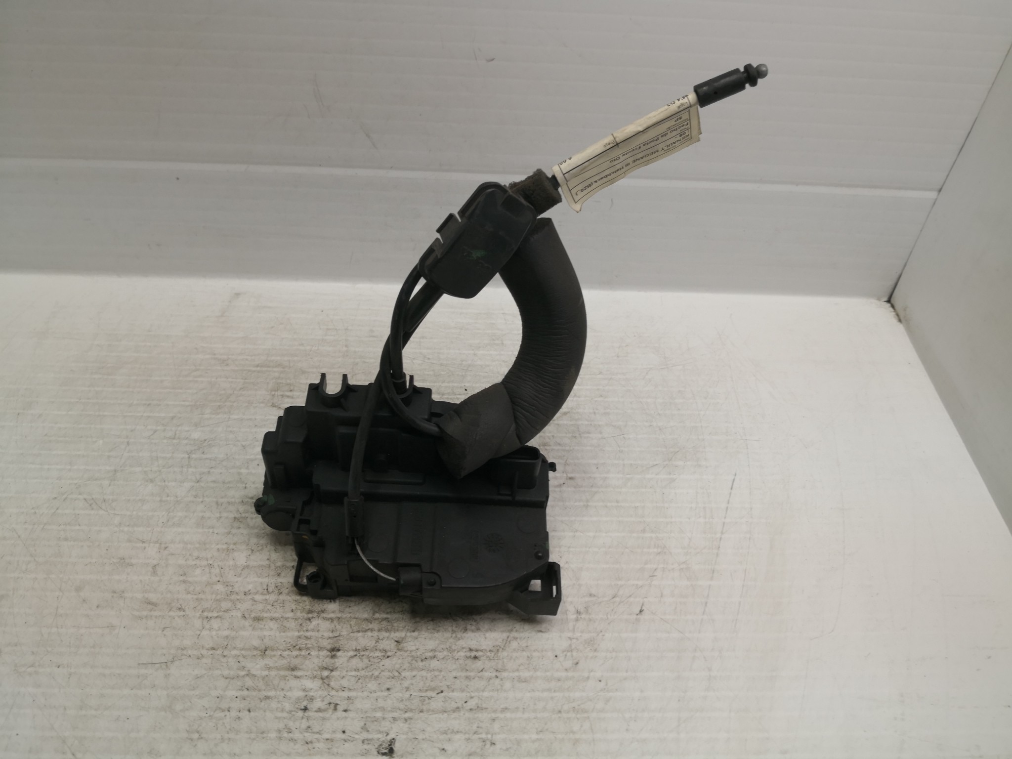 Fecho da Porta Frente Dto RENAULT - ID S_37950