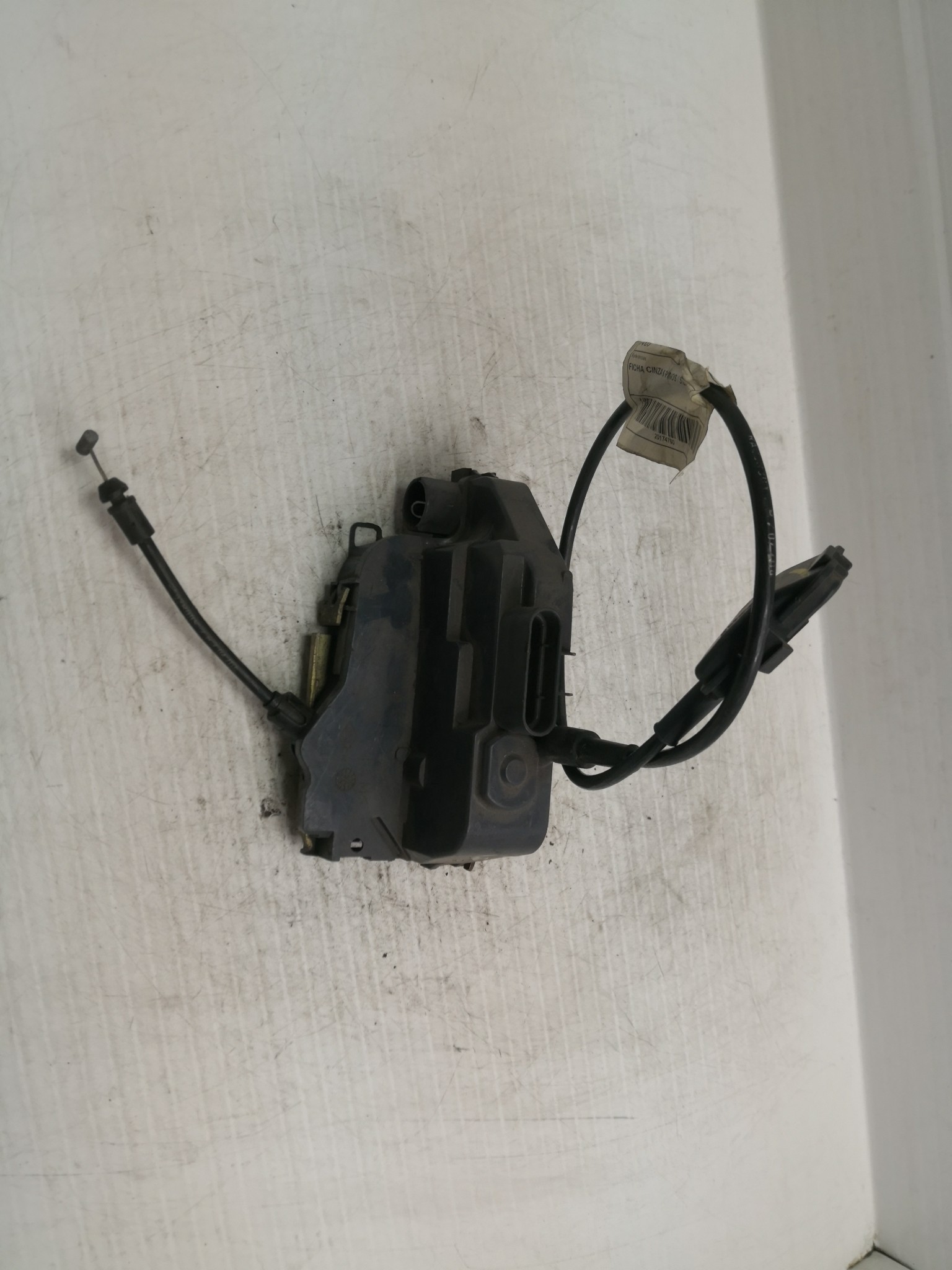 Fecho da Porta Frente Dto RENAULT - ID S_34759