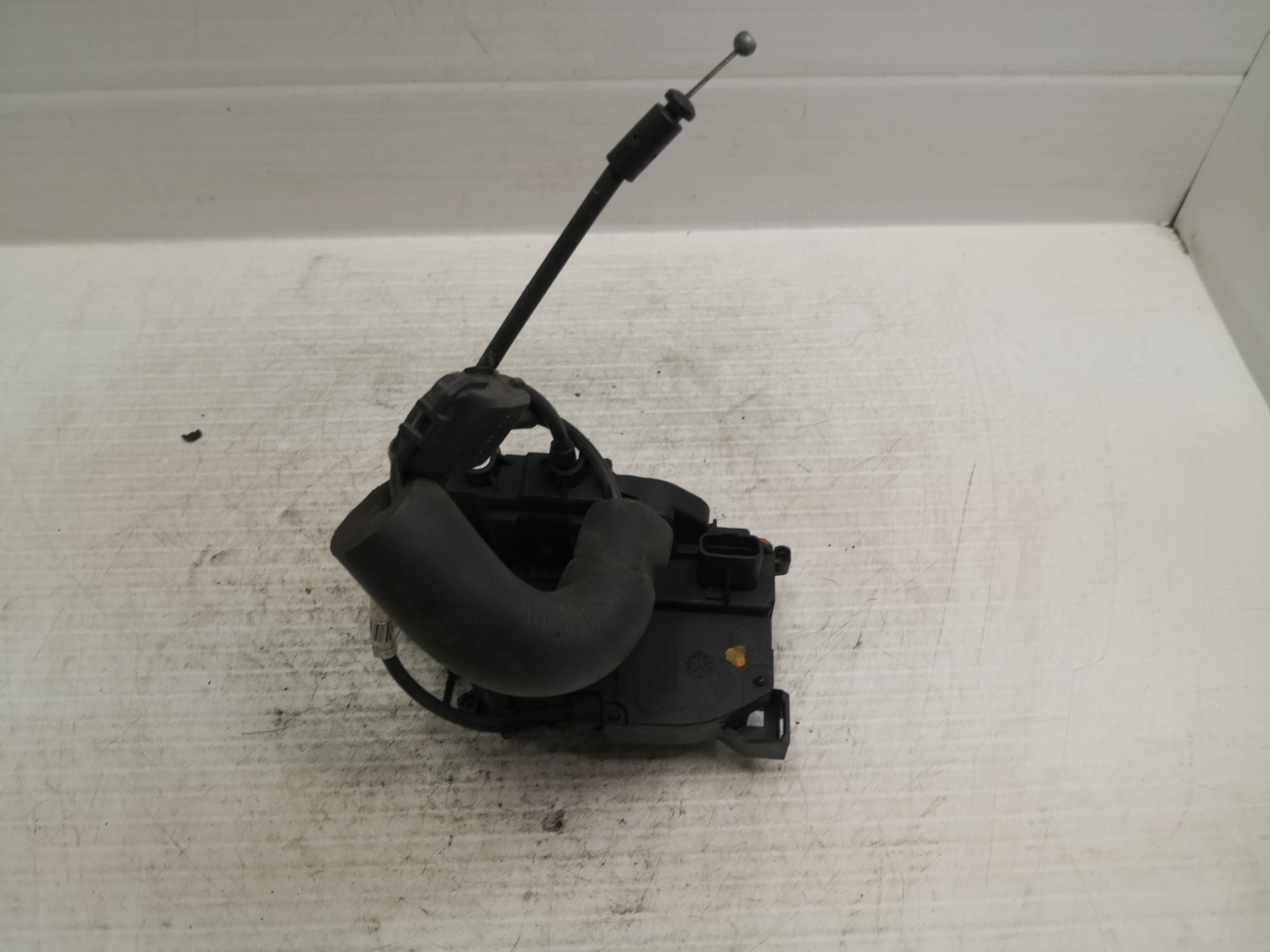 Fecho da Porta Frente Dto RENAULT - ID S_37948