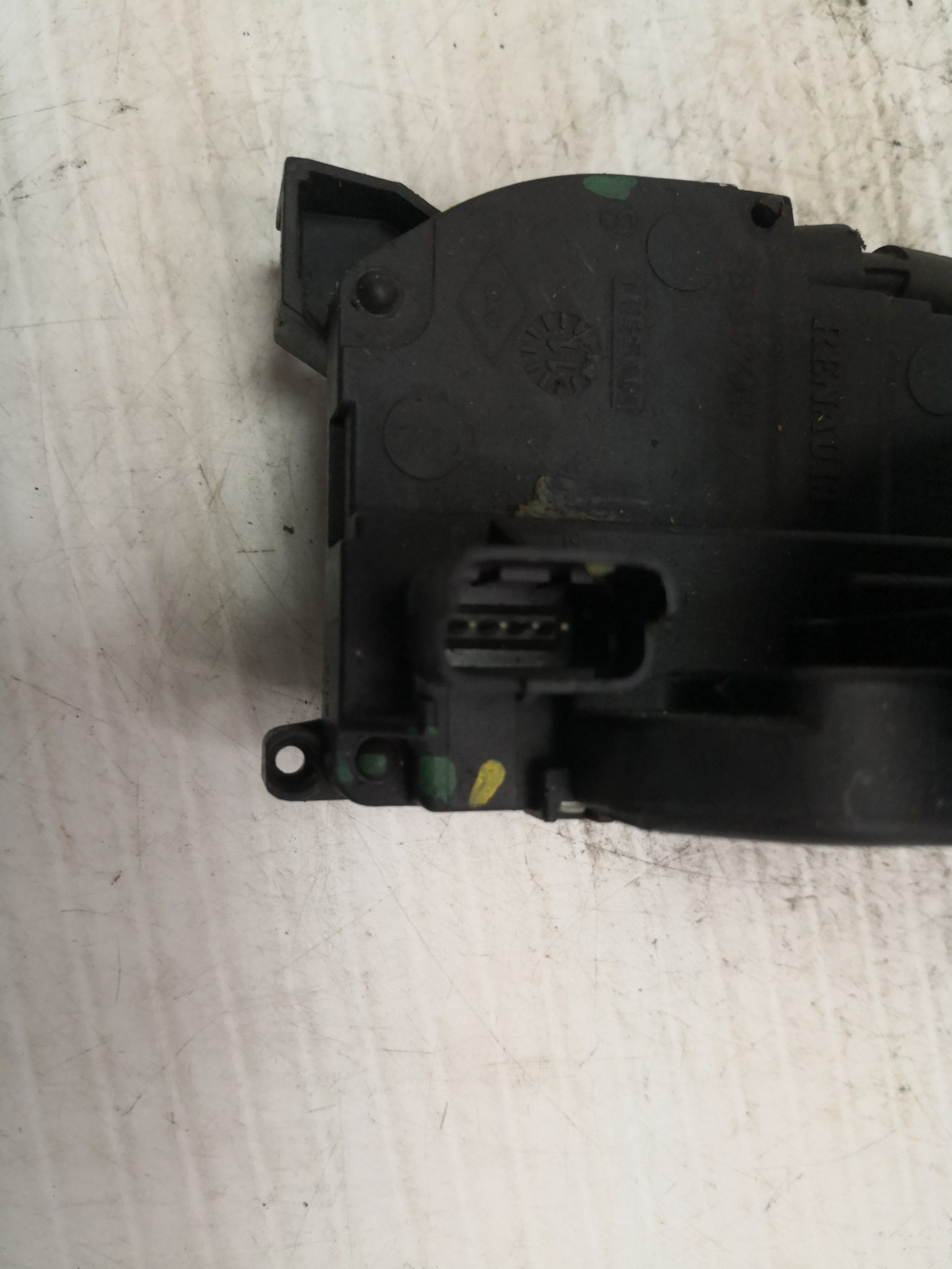 Fecho da Porta Frente Dto RENAULT MEGANE III Hatchback (BZ0/1_) | 08 -  Imagem-1