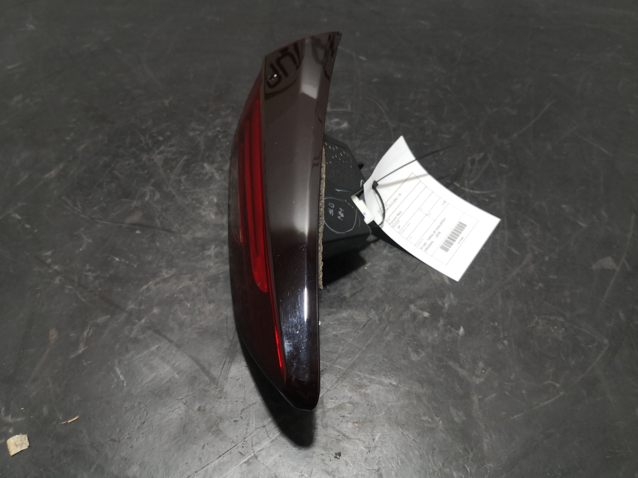 Farolim Mala MAZDA CX-3 (DK) | 15 -  Imagem-1