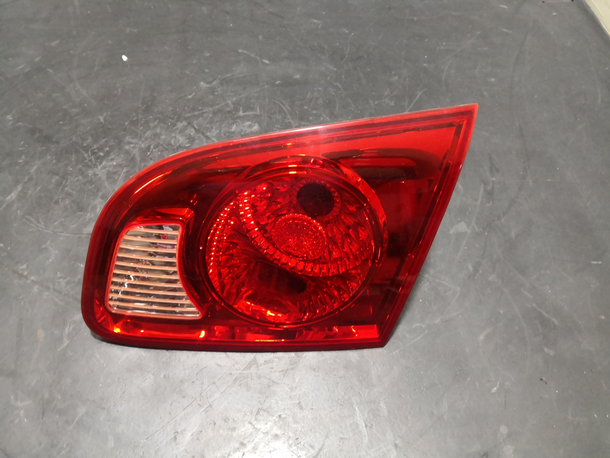 Farolim Mala HYUNDAI SANTA FÉ II (CM) | 05 - 15 Imagem-4