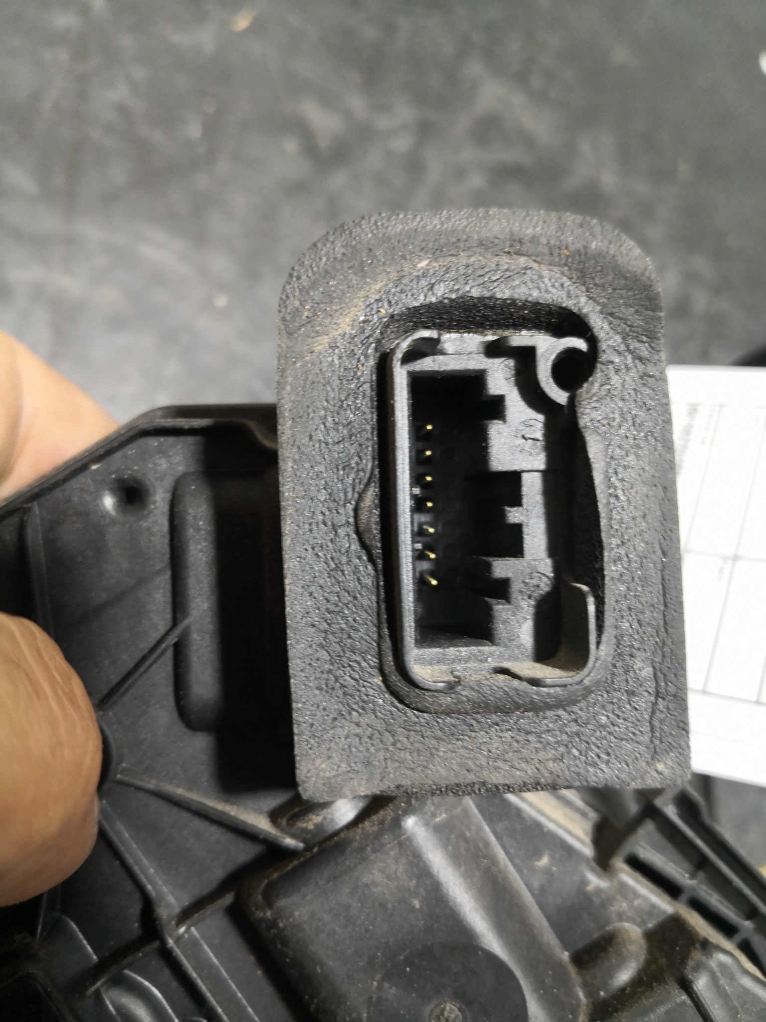 Fecho da Porta Frente Esq VOLKSWAGEN GOLF VI (5K1) | 08 - 14 Imagem-2