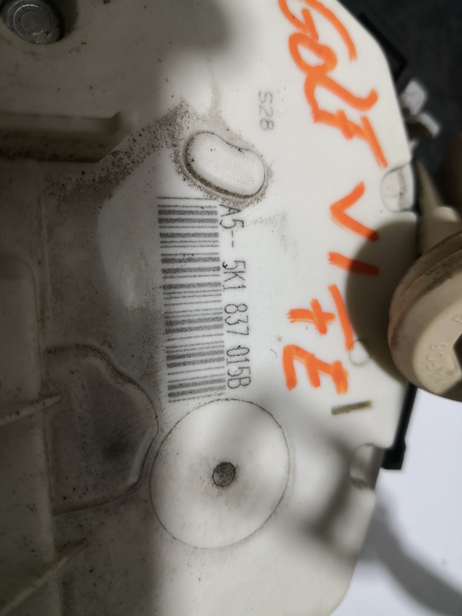 Fecho da Porta Frente Esq VOLKSWAGEN GOLF VI (5K1) | 08 - 14 Imagem-4