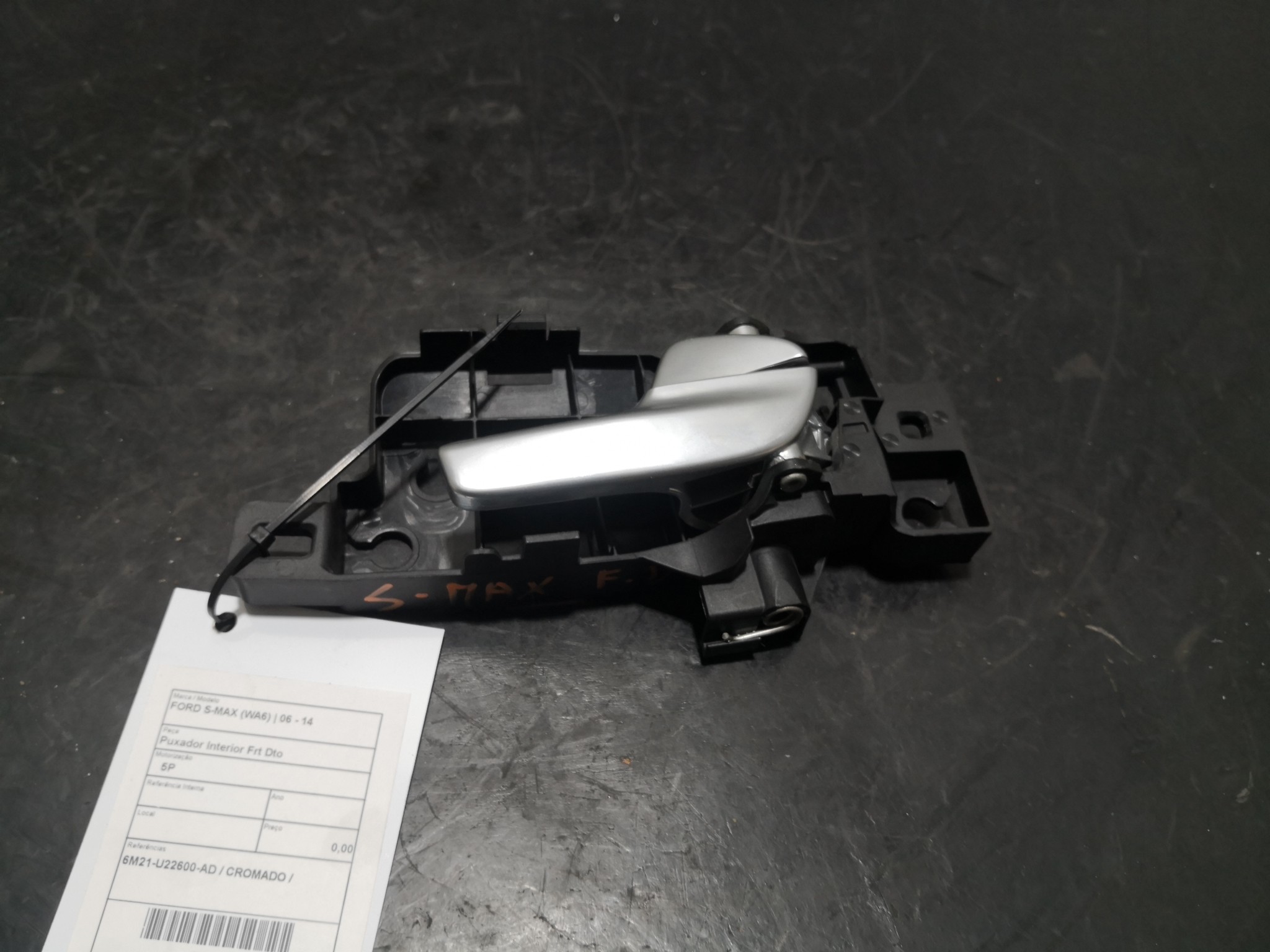 Puxador Interior Frt Dto FORD - ID S_95936