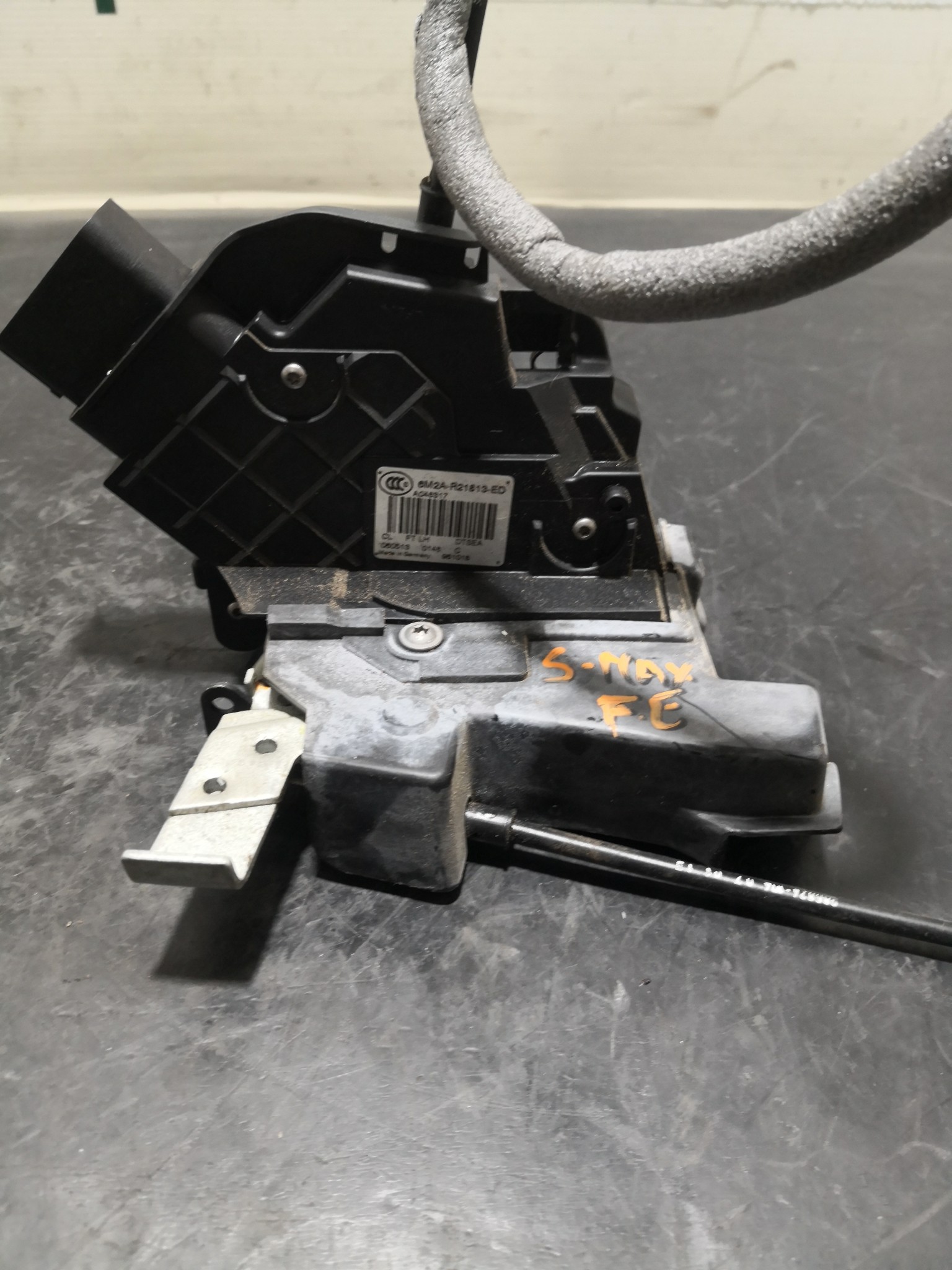 Fecho da Porta Frente Esq FORD S-MAX (WA6) | 06 - 14 Imagem-1